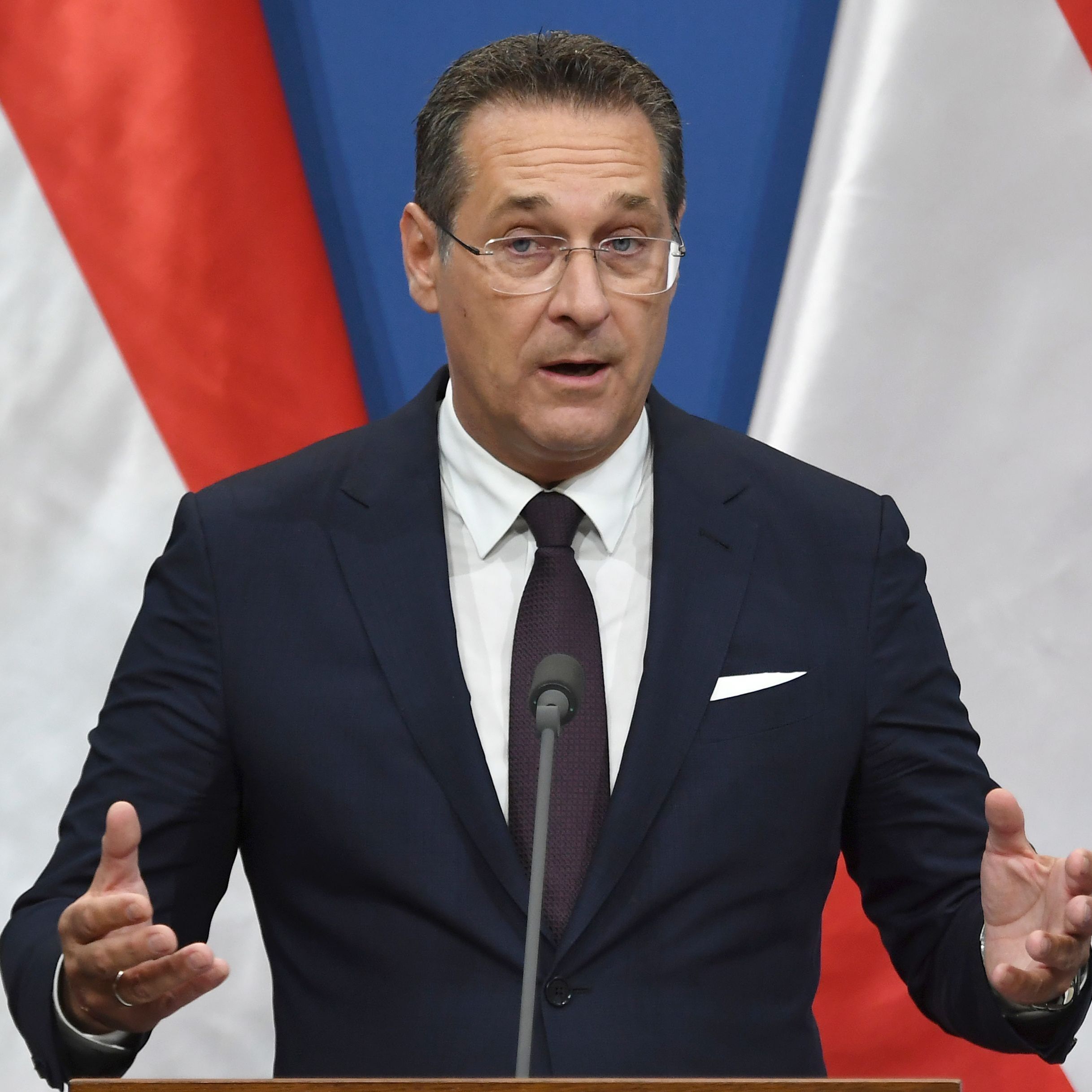 Die SPÖ zeigt den FPÖ-Chef Strache bei der Justiz an.