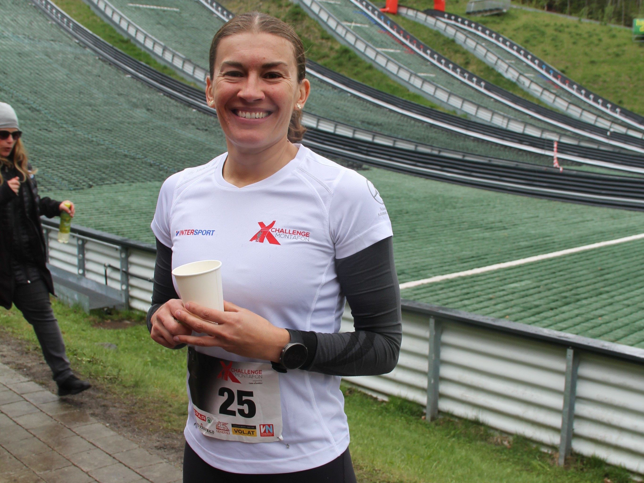 Triathletin Lilli Schneider genoss die Zeit zwischen den Läufen, um sich zu erholen. Triathletin Lilli Schneider genoss die Zeit zwischen den Läufen, um sich zu erholen.