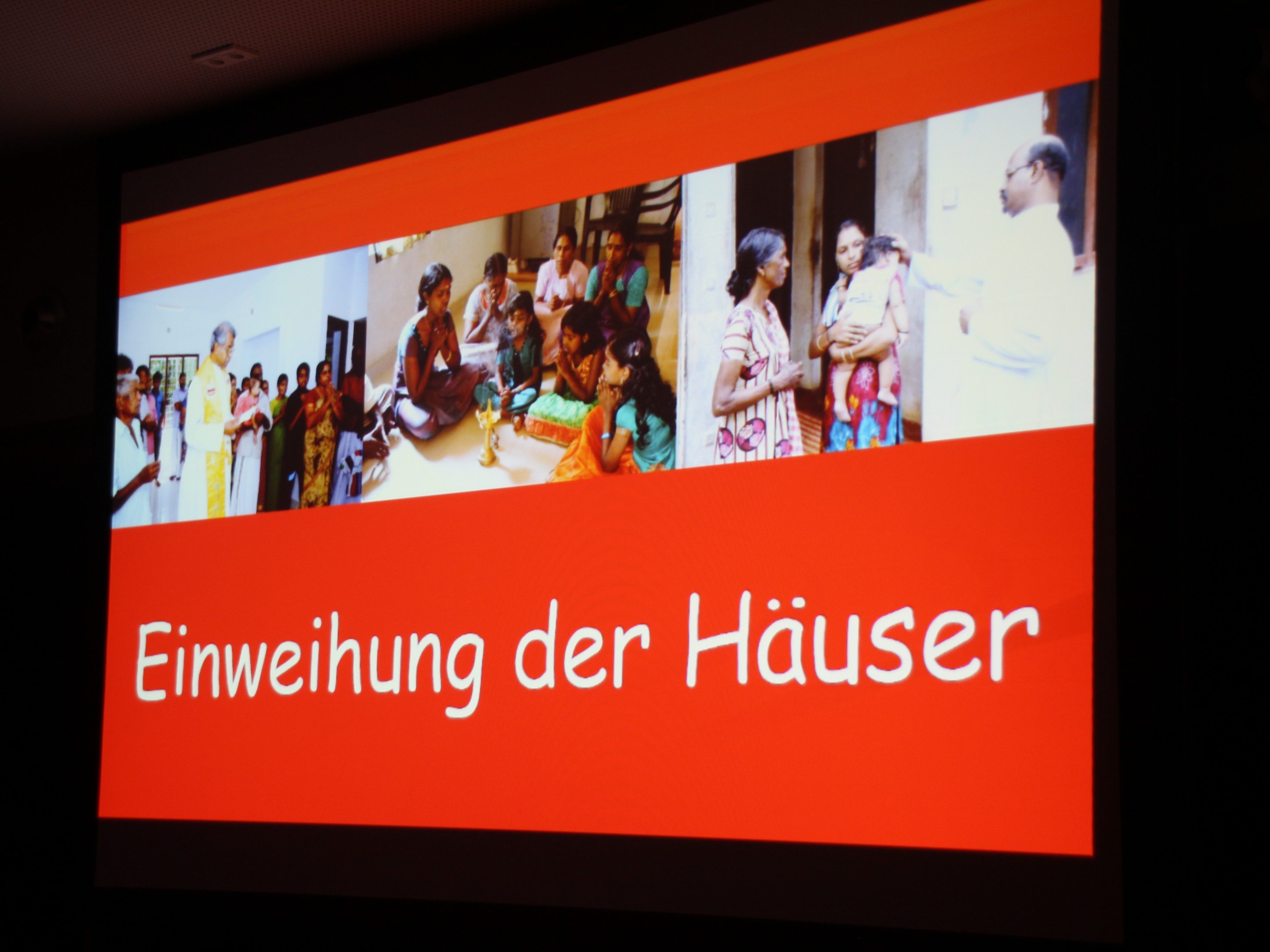 Filmvortrag Dach überm Kopf 2019 berichtet über die Einweihung der neuesten Häuser (Foto: Archiv)