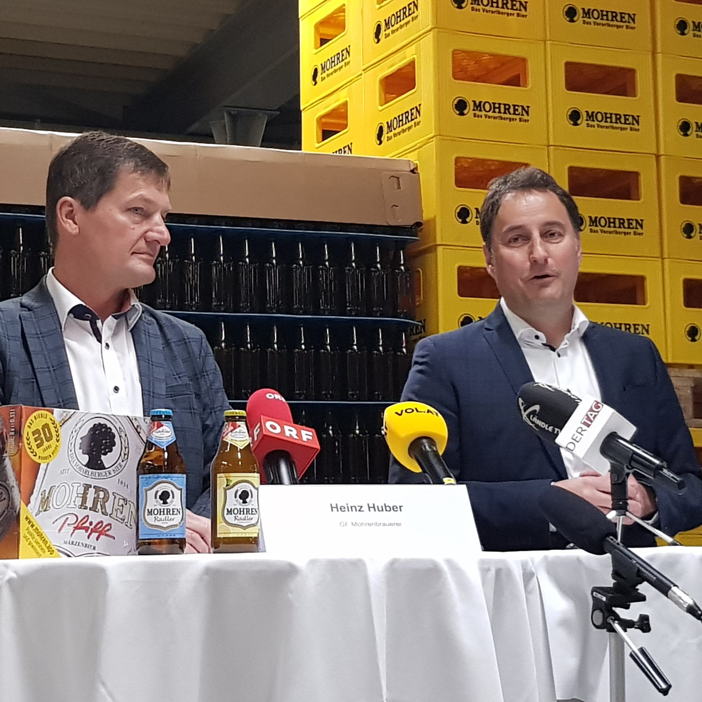 Die Mohren-Manager präsentierten heute die neue gewichtsarme Leichtflasche