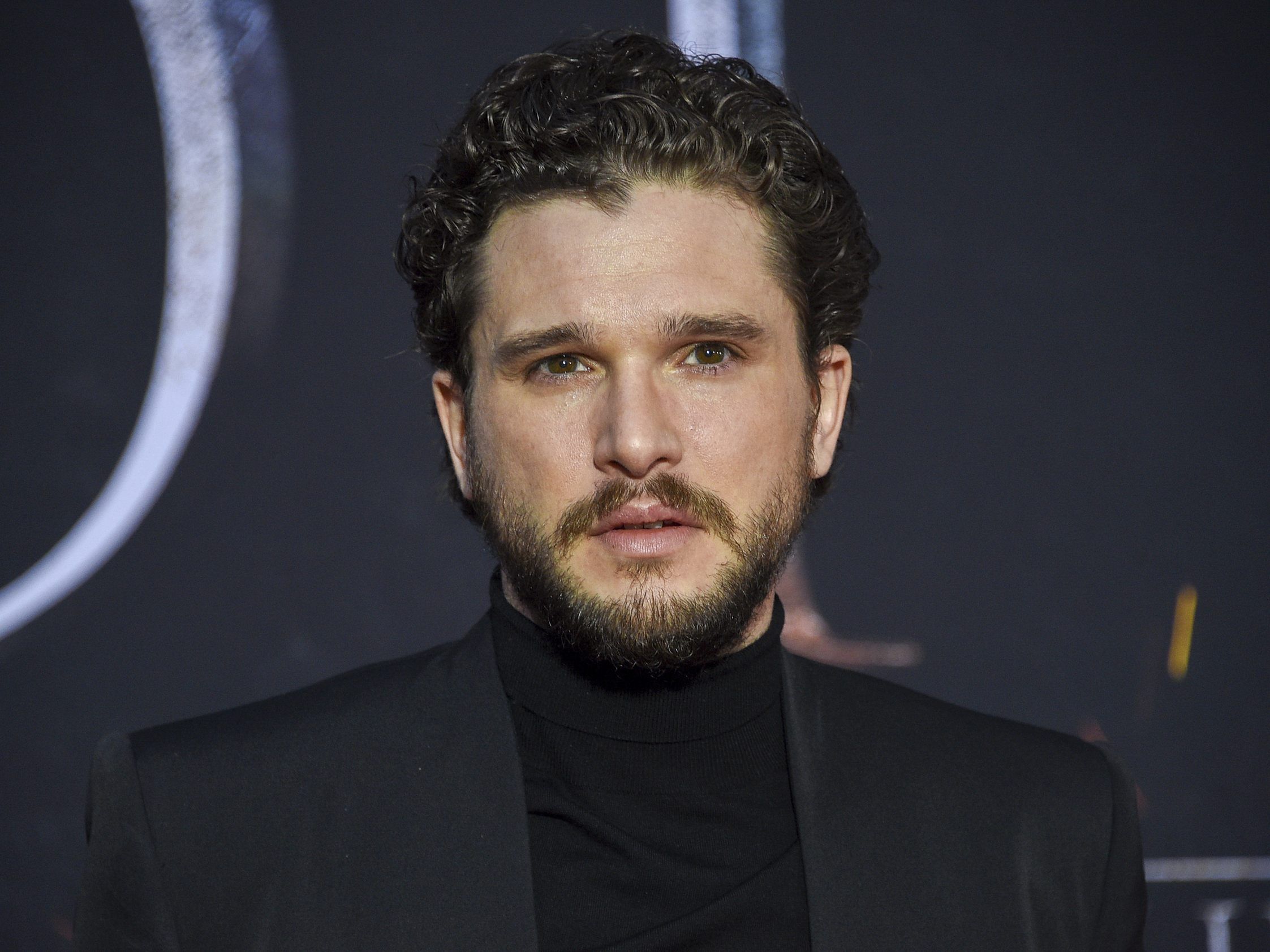 Der "GoT"-Star wolle an einigen "persönlichen Problemen" arbeiten. Der "GoT"-Star wolle an einigen "persönlichen Problemen" arbeiten.