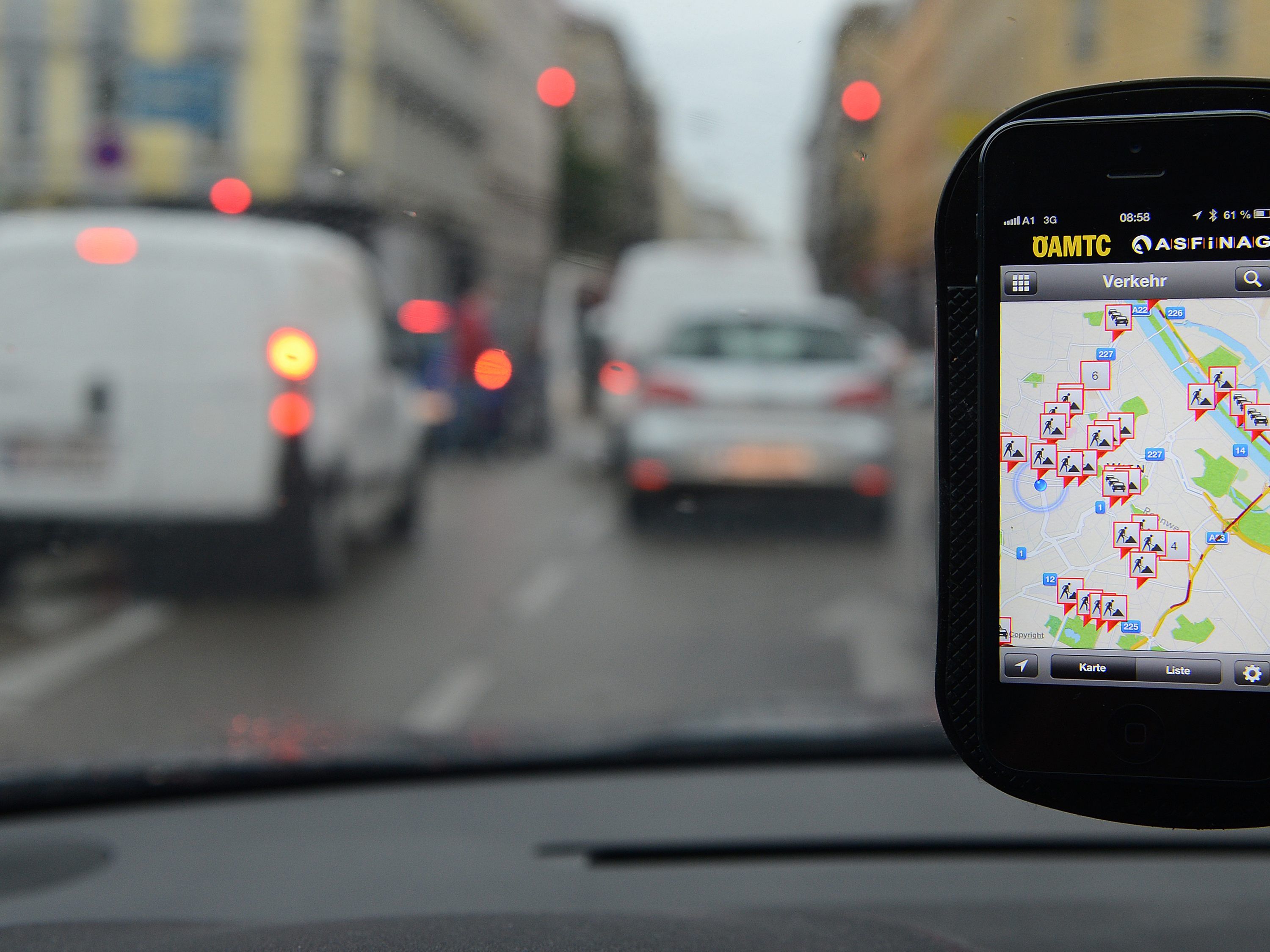 In der Inneren Stadt und in Wien-Landstraße werden erhebliche Verzögerungen erwartet. In der Inneren Stadt und in Wien-Landstraße werden erhebliche Verzögerungen erwartet.