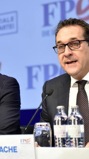 Strache sprach, Gudenus übersetzte