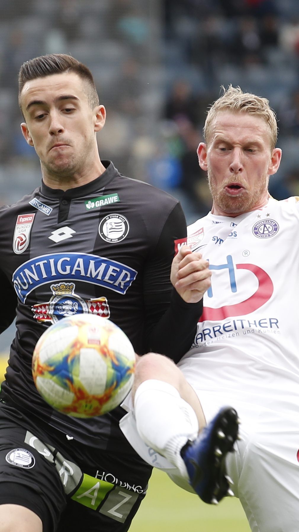 Beim Spiel Austria Wien gegen Sturm Graz ging es kämpferisch zu.