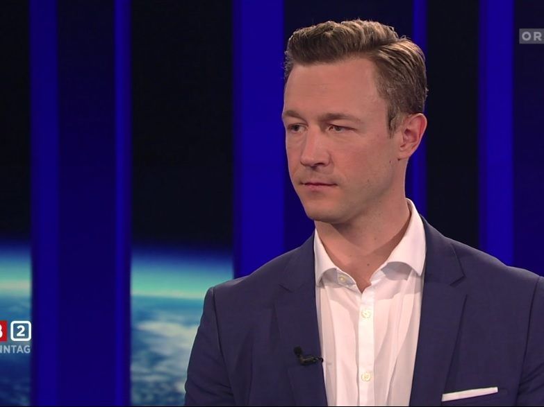 Gernot Blümel berichtet von der Entlassung Kickls. Gernot Blümel berichtet von der Entlassung Kickls.