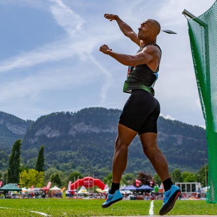 Damian Warner (CAN) beim Discuswerfen am Sonntag, 27. Mai 2018