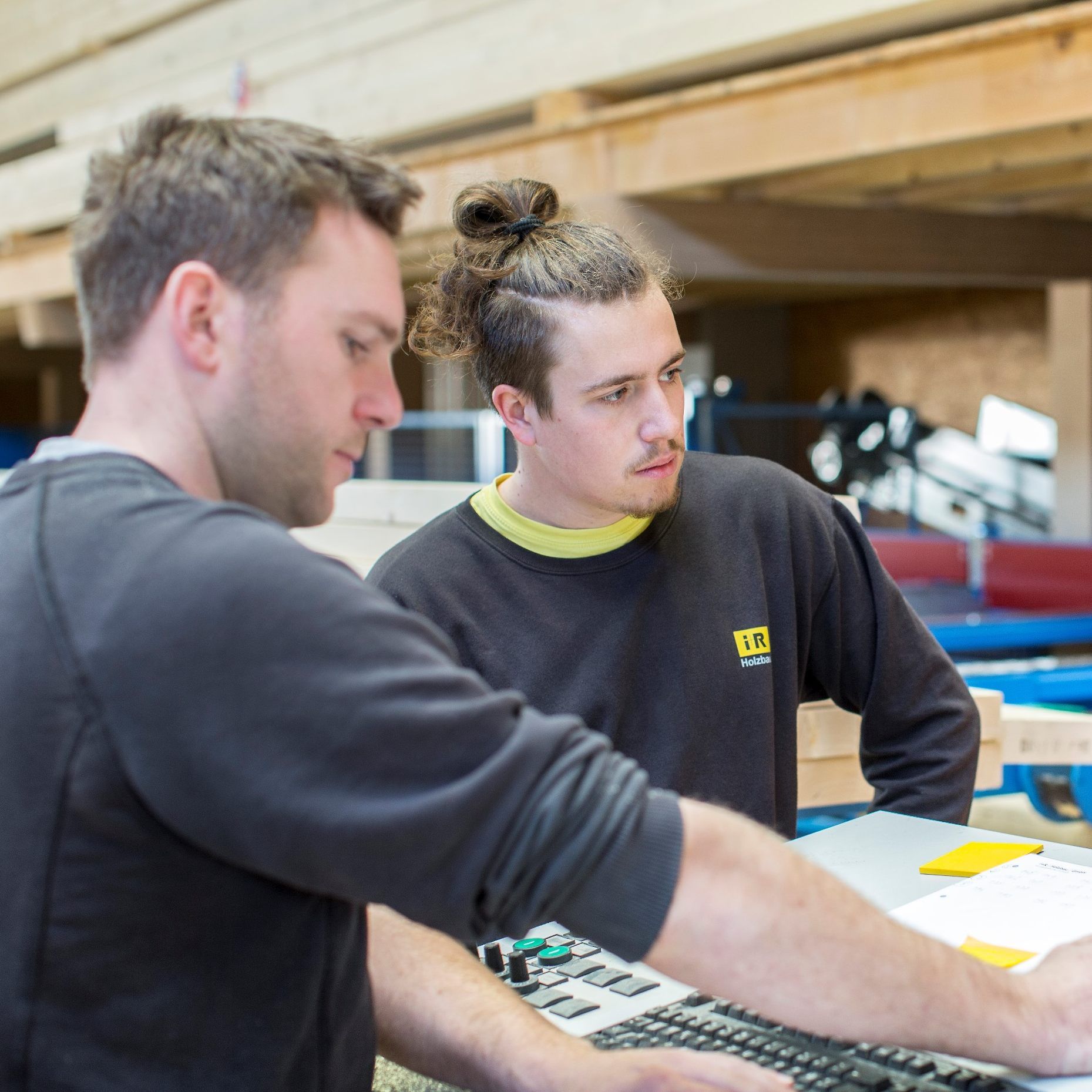 Die Digitalisierung ermöglicht i+R Holzbau, ab Herbst 2019 Lehrlinge als Zimmereitechniker auszubilden.