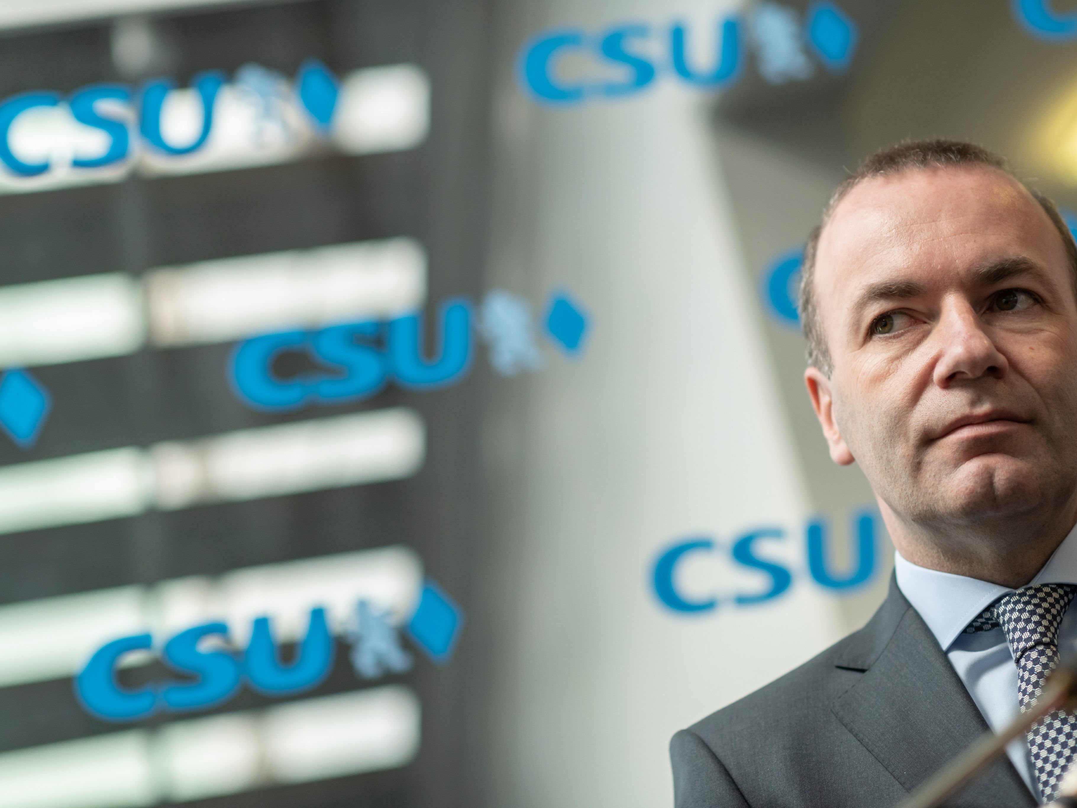EVP-Politiker Manfred Weber werden keine guten Karten bei der Wahl zum EU-Kommissionspräsidenten zugesprochen. EVP-Politiker Manfred Weber werden keine guten Karten bei der Wahl zum EU-Kommissionspräsidenten zugesprochen.