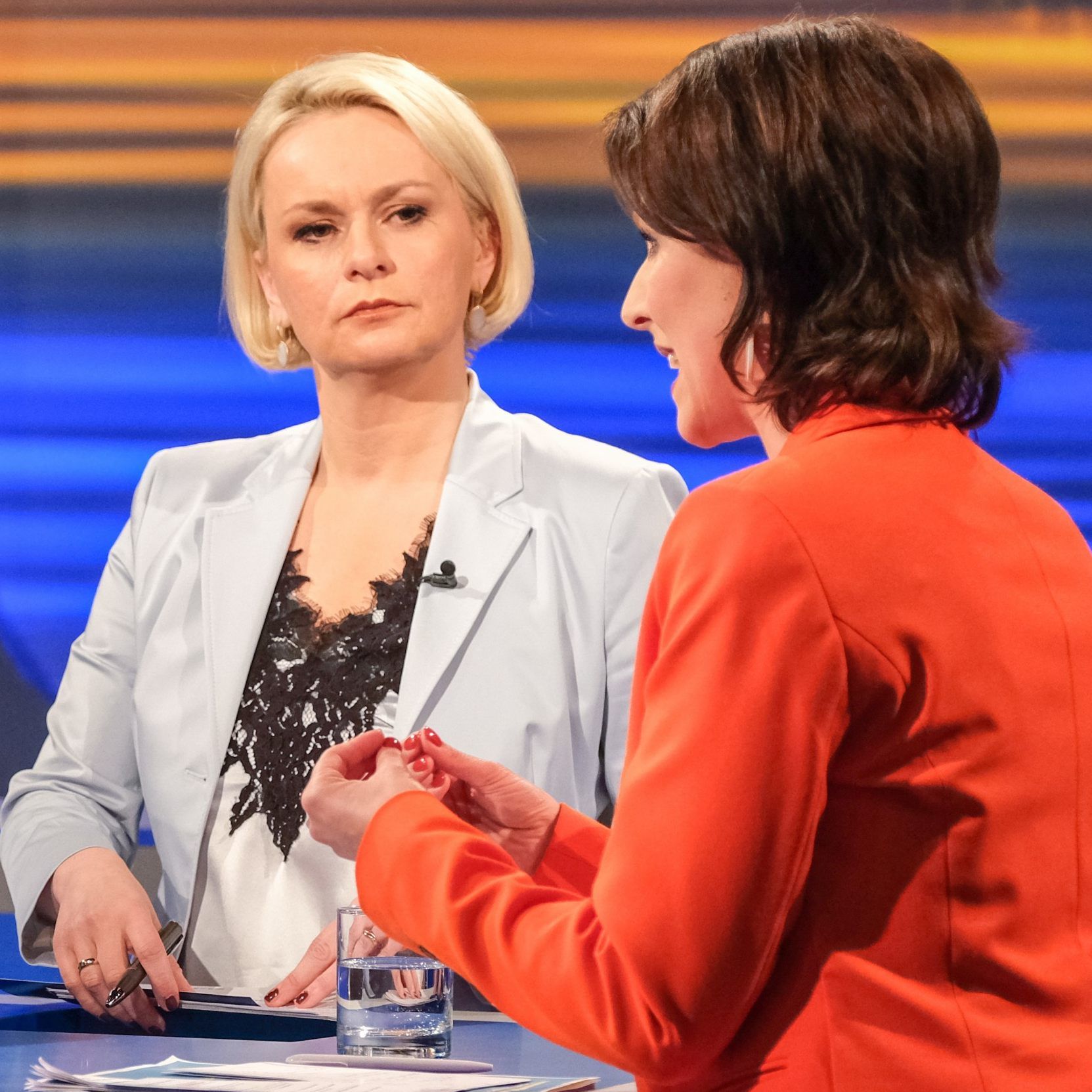 Harald Vilimsky (FPÖ), Lou Lorenz-Dittlbacher, Karoline Edtstadler (ÖVP)