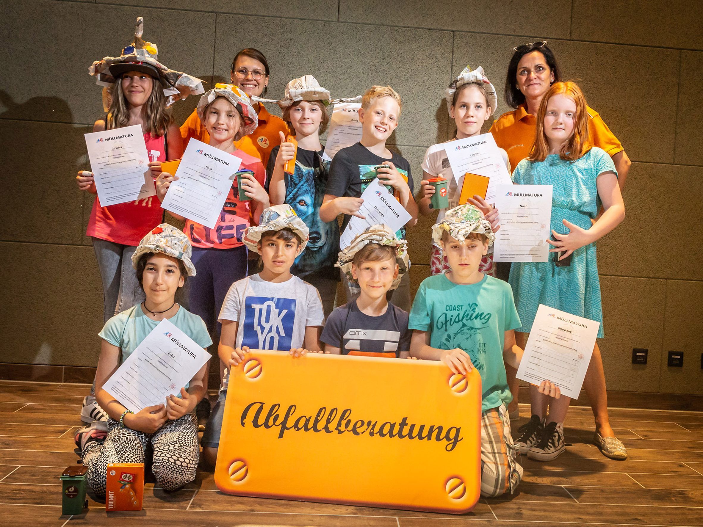 Abgeschlossen wird das Ferienspiel mit der "Müll-Matura". Abgeschlossen wird das Ferienspiel mit der "Müll-Matura".