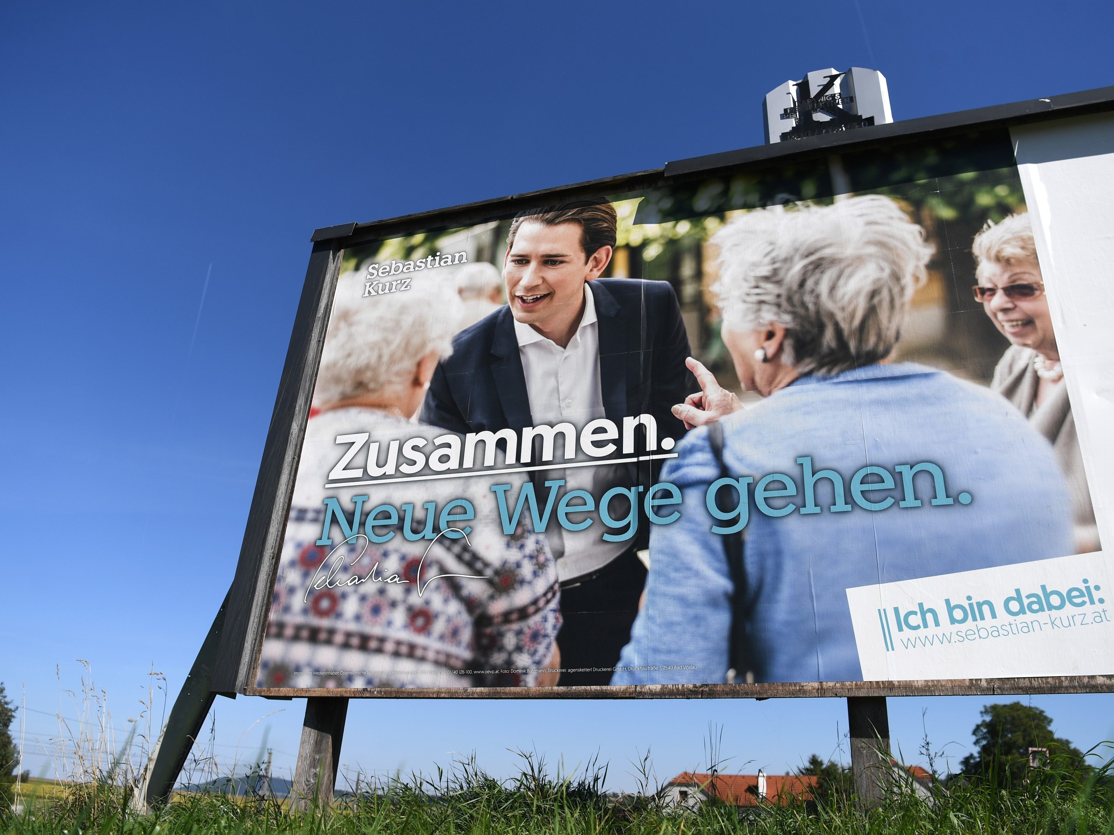 Bei den verdeckten Parteispenden soll es sich um rund einer Million Euro handeln. Bei den verdeckten Parteispenden soll es sich um rund einer Million Euro handeln.