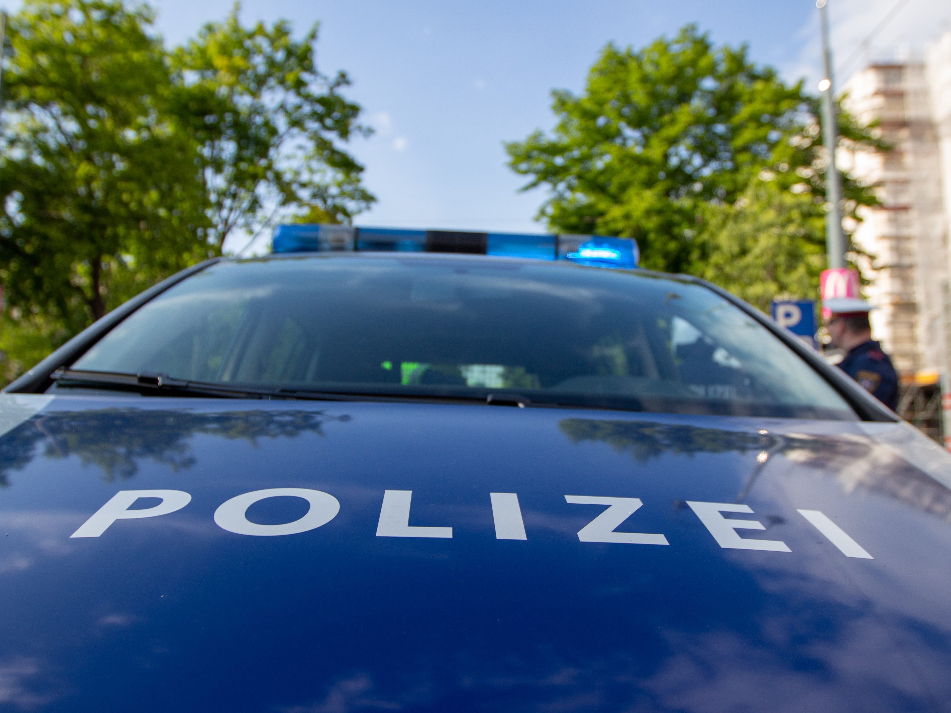 Die Polizei sperrte den Fundbereich ab.