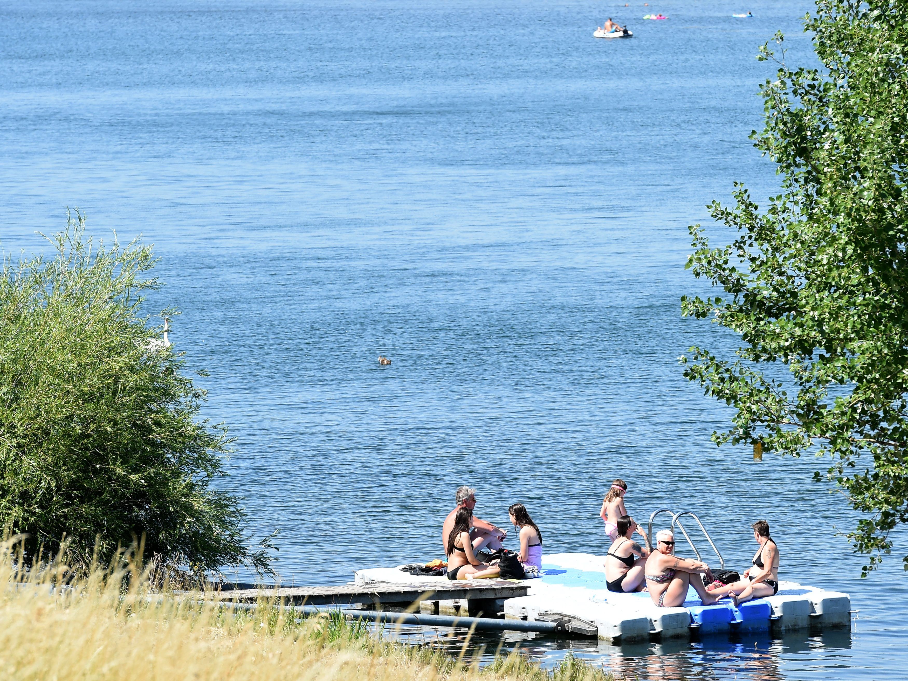 Große Suchaktion nach untergegangenem Schwimmer in der Wiener Neuen Donau.