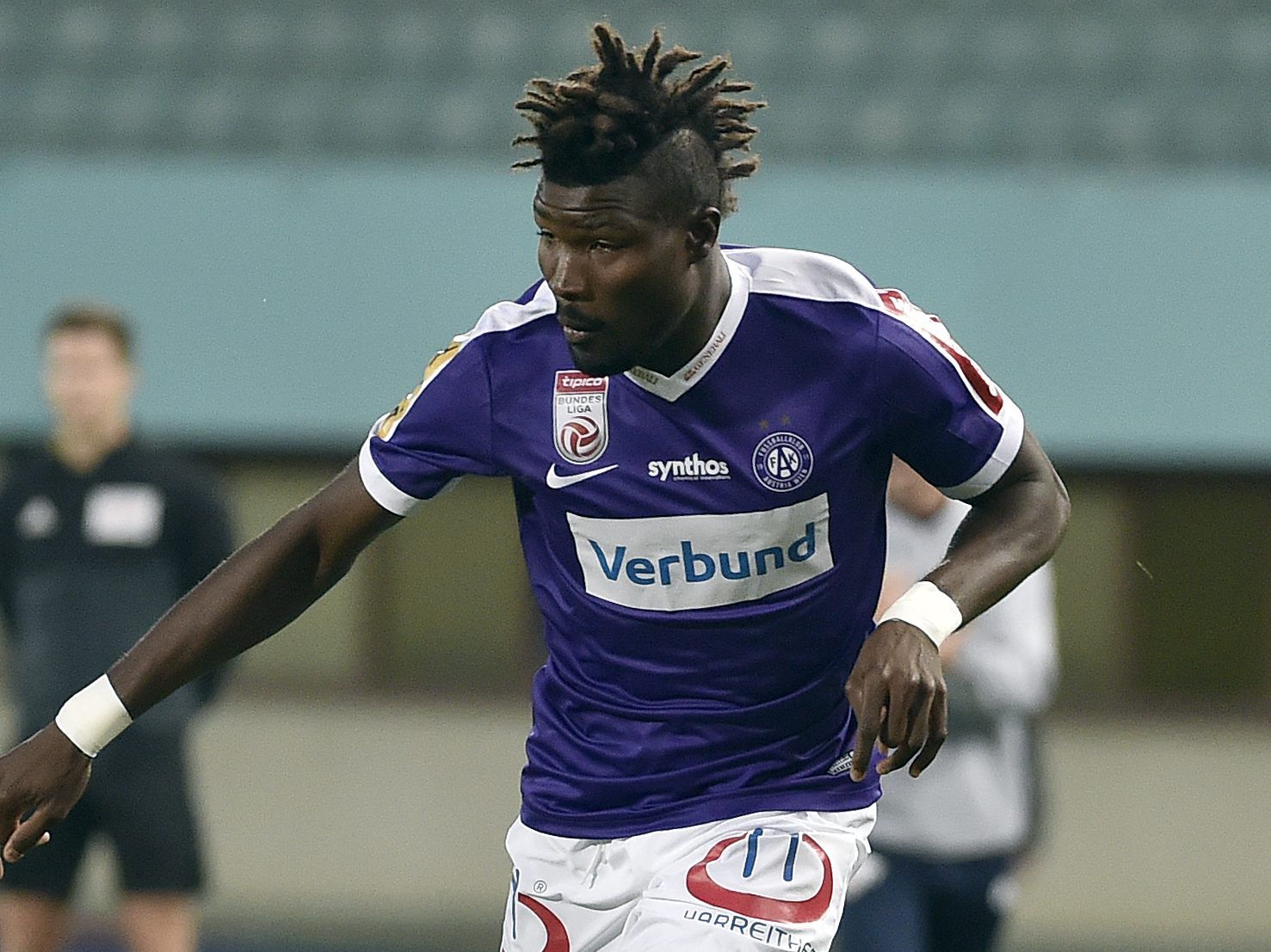 Die Austria Wien gab Kadiri (rechts) an Dynamo Kiew ab. Die Austria Wien gab Kadiri (rechts) an Dynamo Kiew ab.