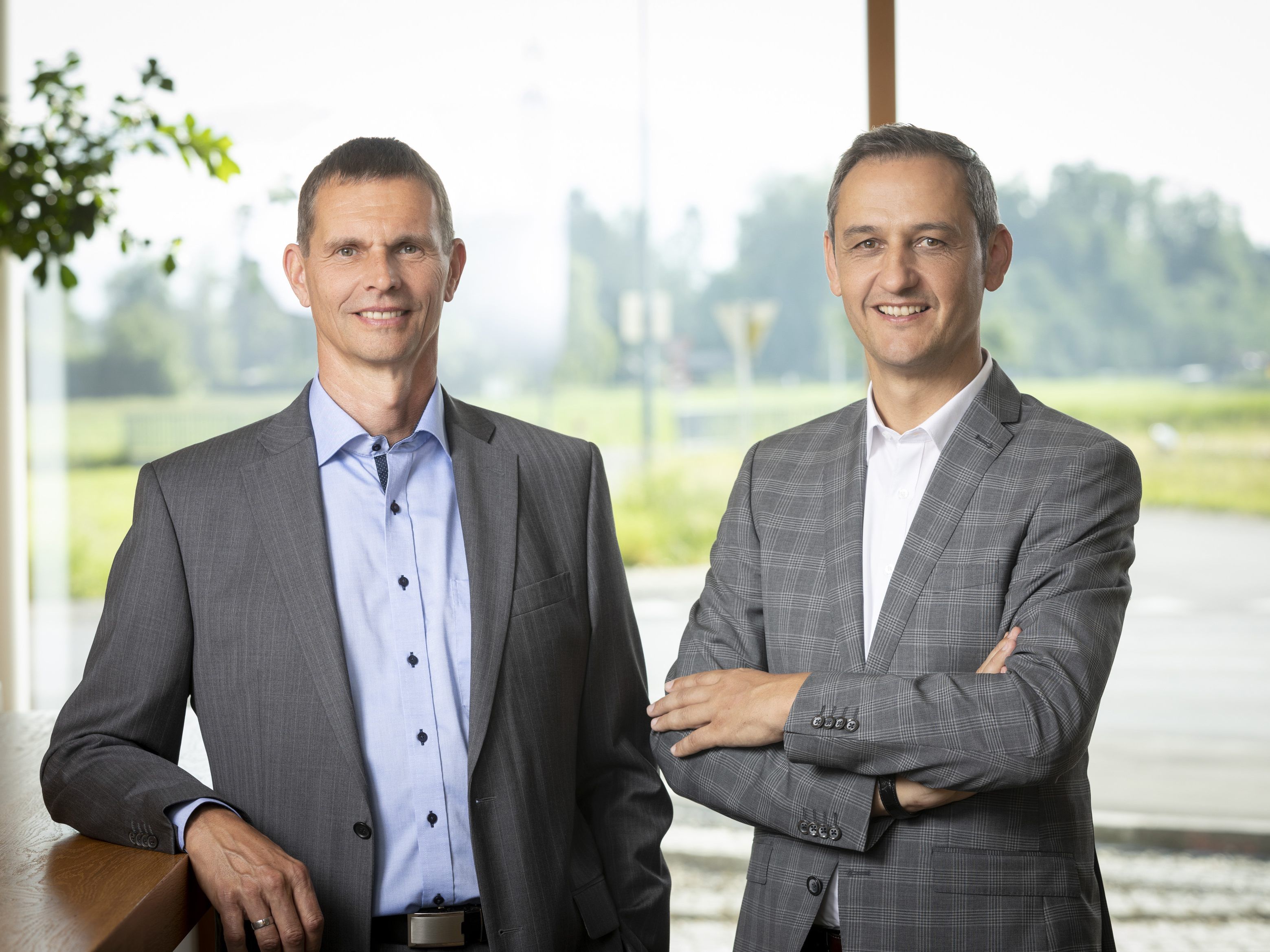 V. l.: Dr.-Ing. Harald Raak, MBA (Geschäftsführer), Edgar Sohm (Geschäftsführer/CEO) V. l.: Dr.-Ing. Harald Raak, MBA (Geschäftsführer), Edgar Sohm (Geschäftsführer/CEO)