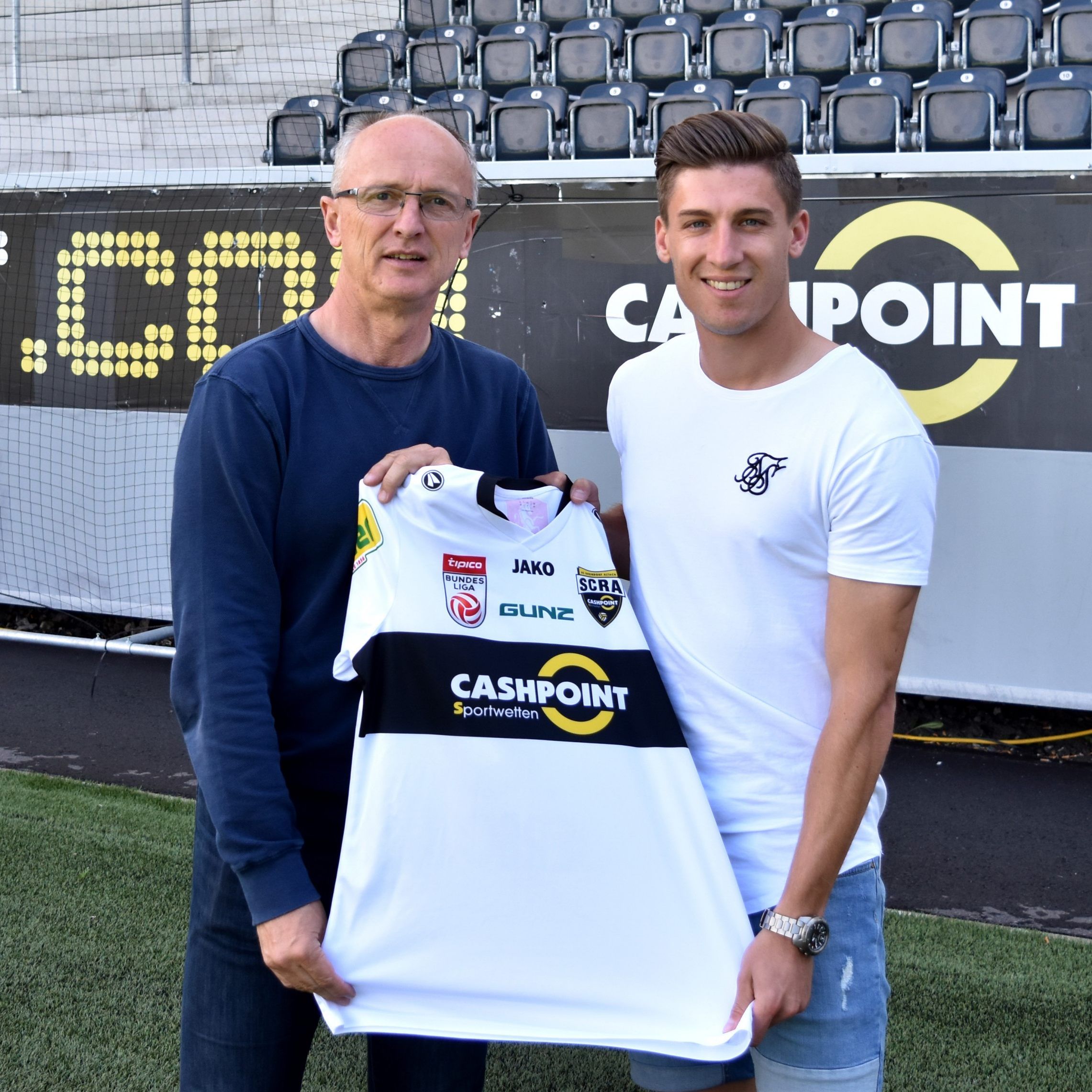 Florian Jamnig unterschreibt langfristig beim SCRA