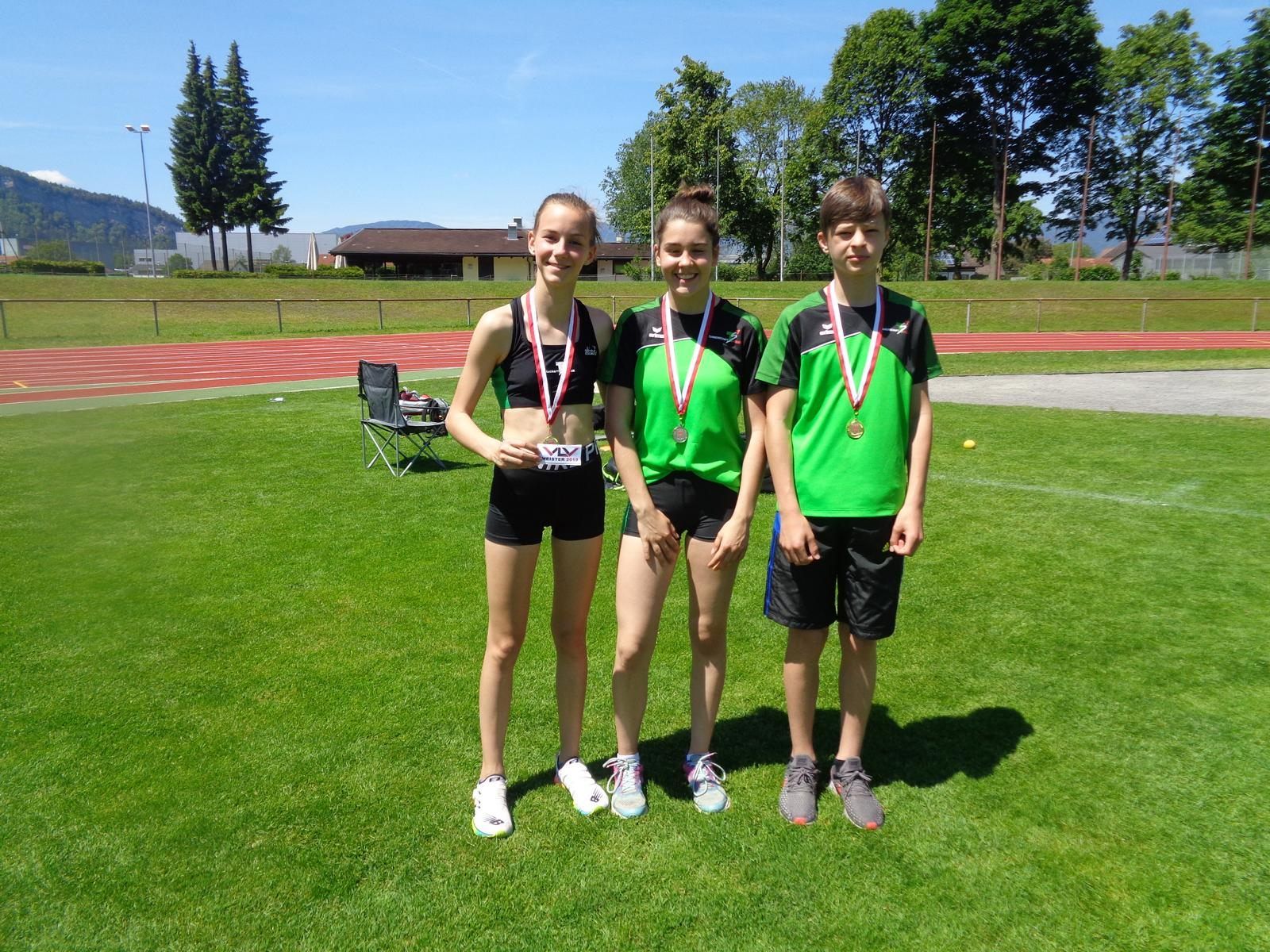 Jolien, Hannah, Jonas TS-Weiler