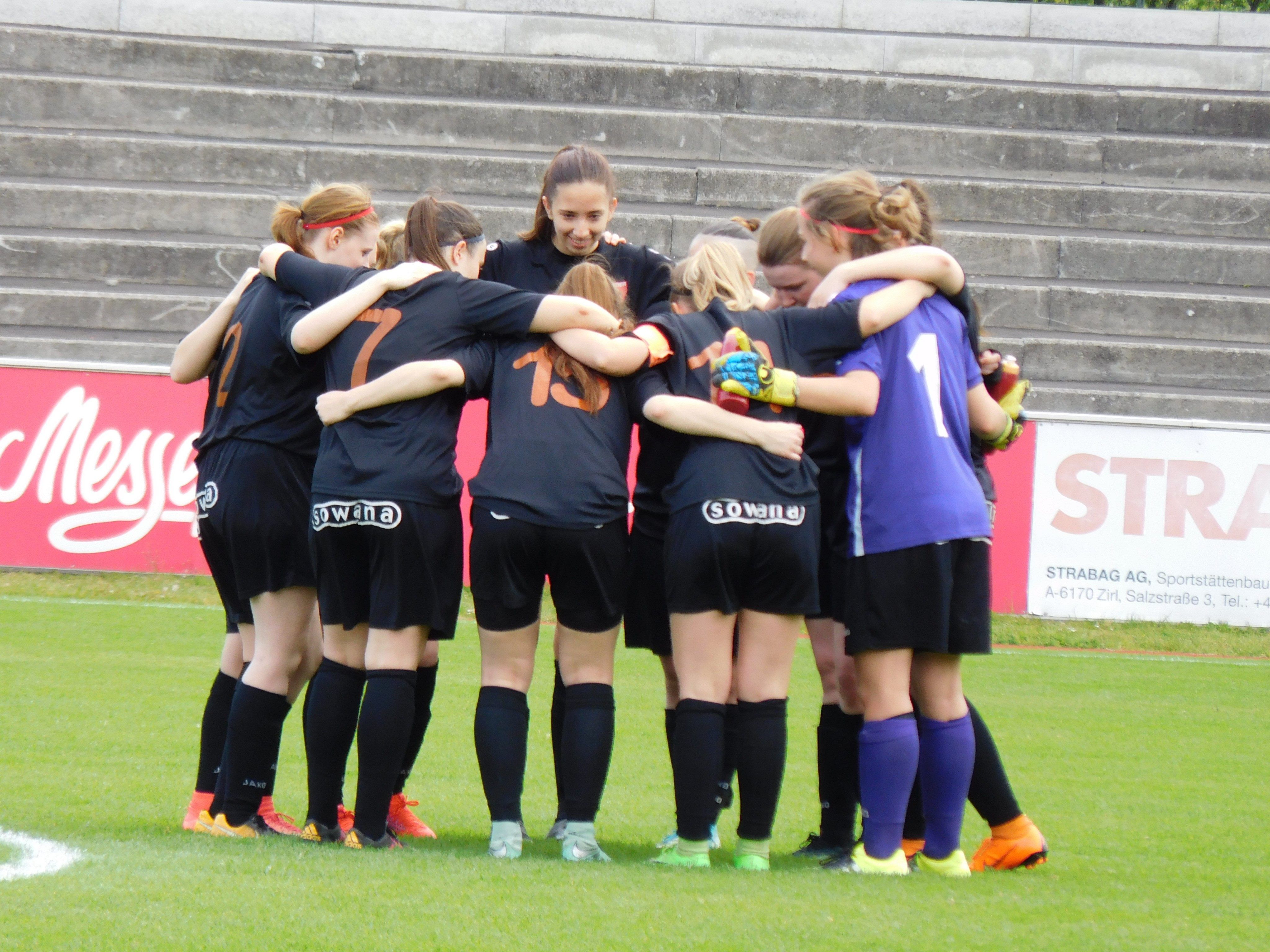 Mäders Kicker-Damen spielen künftig in der U18 Liga