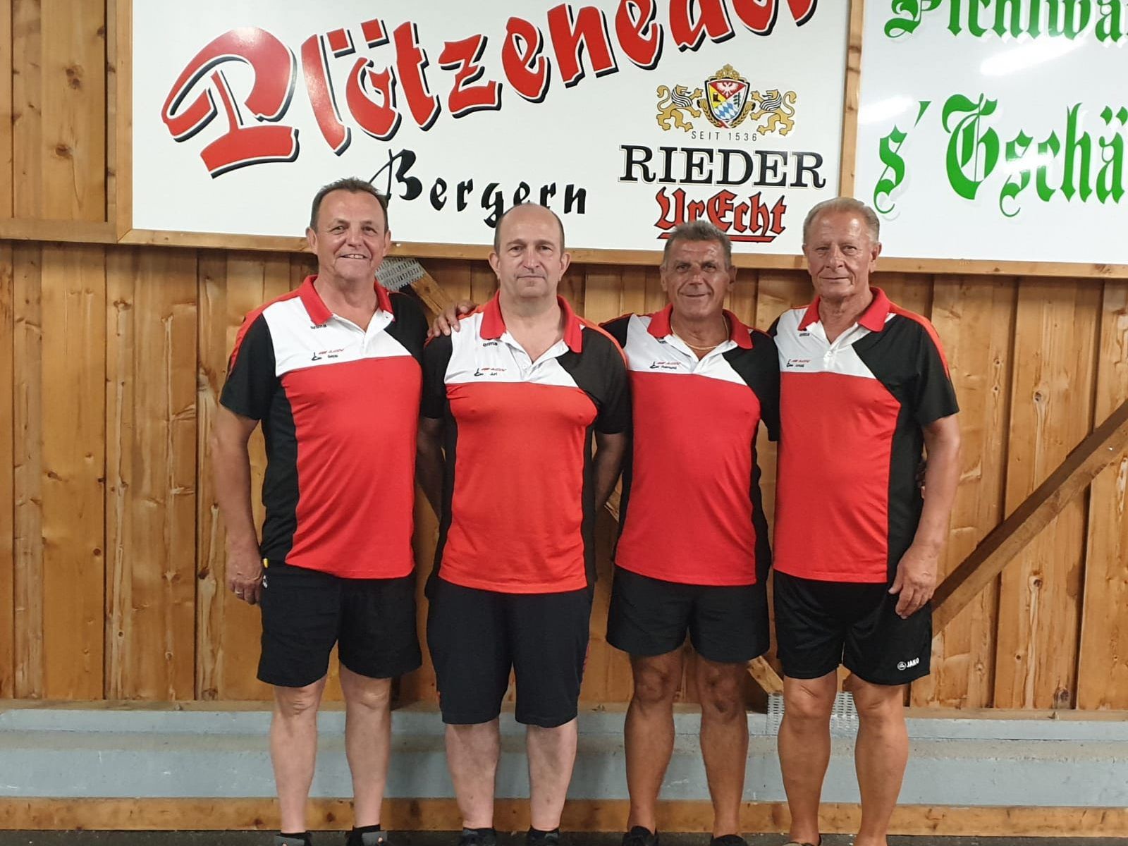 (Obmann Josef Gruber, Jürgen Juriatti, Raimund Walch und Arnold Voltolini)