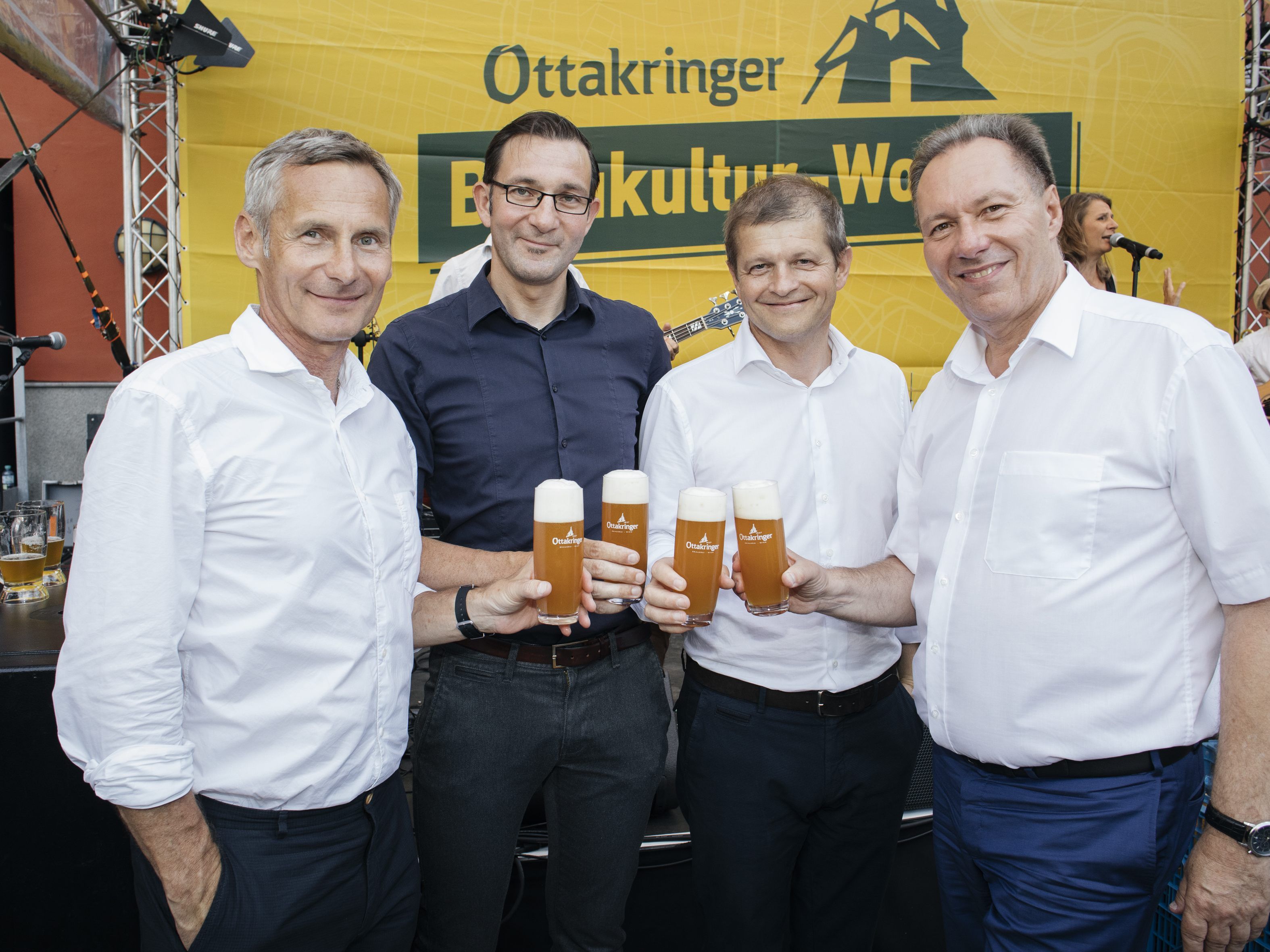 Alfred Hudler (Vorstand Ottakringer Getränke AG), Tobias Frank (Geschäftsführer der Ottakringer Brauerei), Matthias Ortner (Geschäftsführer der Ottakringer Brauerei), Franz Prokop (Bezirksvorsteher)