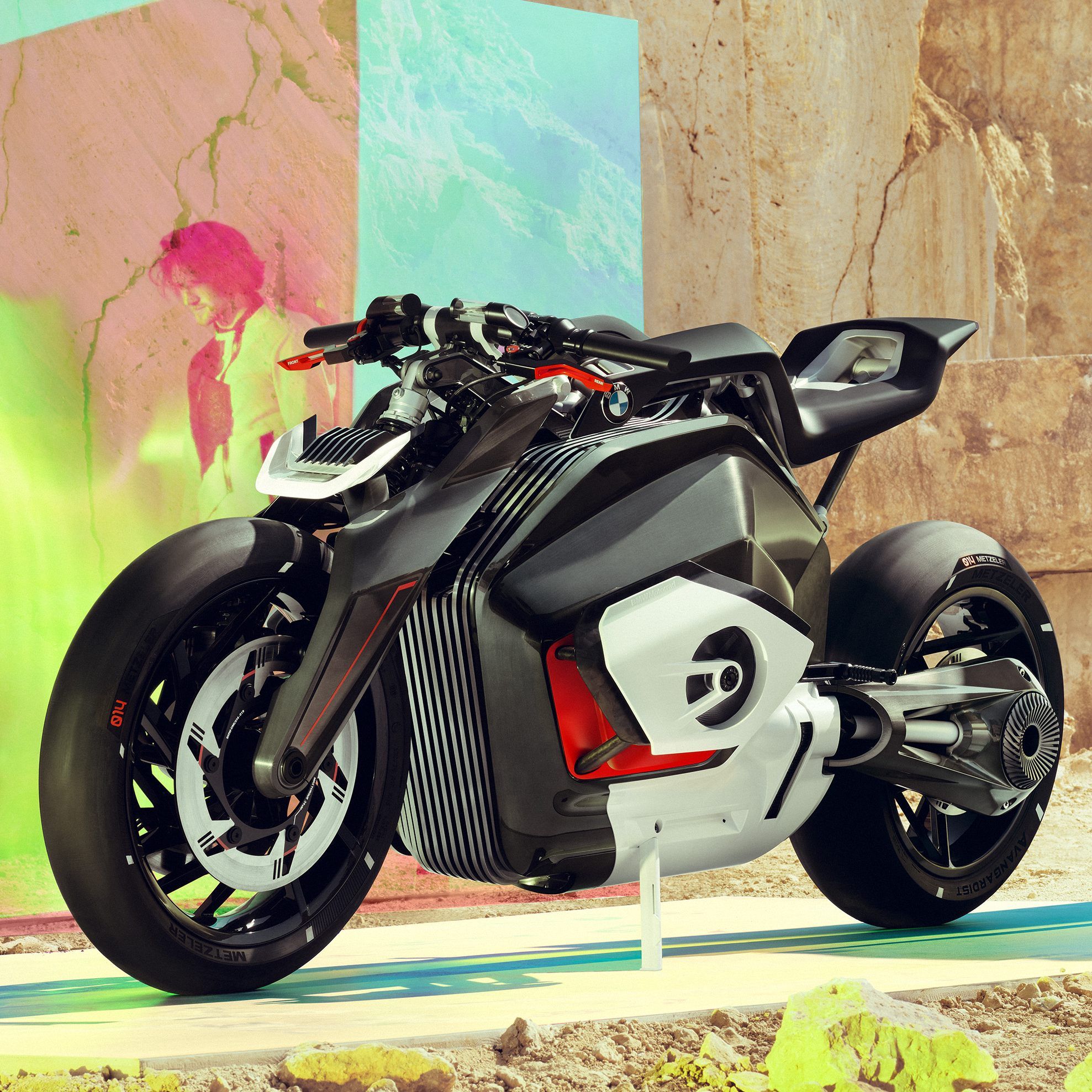 Vision DC Roadster: Das Elektro-Motorrad mit BMW-Optik.