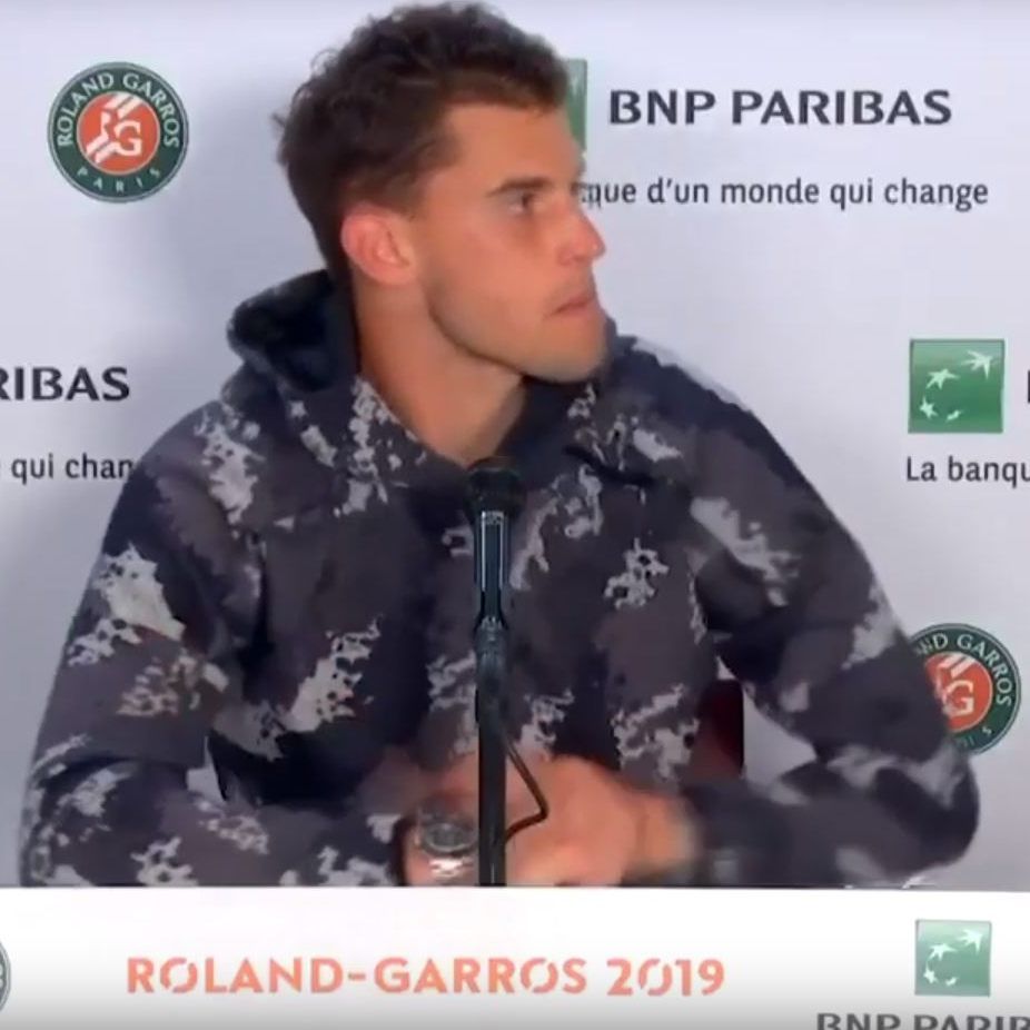Dominic Thiem musste am Samstag wegen Serena Williams den Presseraum bei den French Open verlassen.