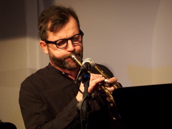 Wenn Trompeter Herbert Walser-Breuß betonte, das Konzert sei der Versuch einer Ehrenrettung von crossover zwischen Barock, Jazz und Pop, so ist das glänzend geglückt.