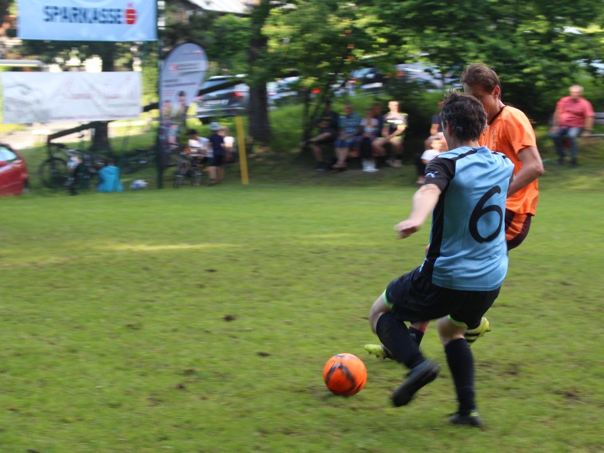 Spannende Spiele gab es beim Fußballturnier des Plätzleclubs zu verfolgen.