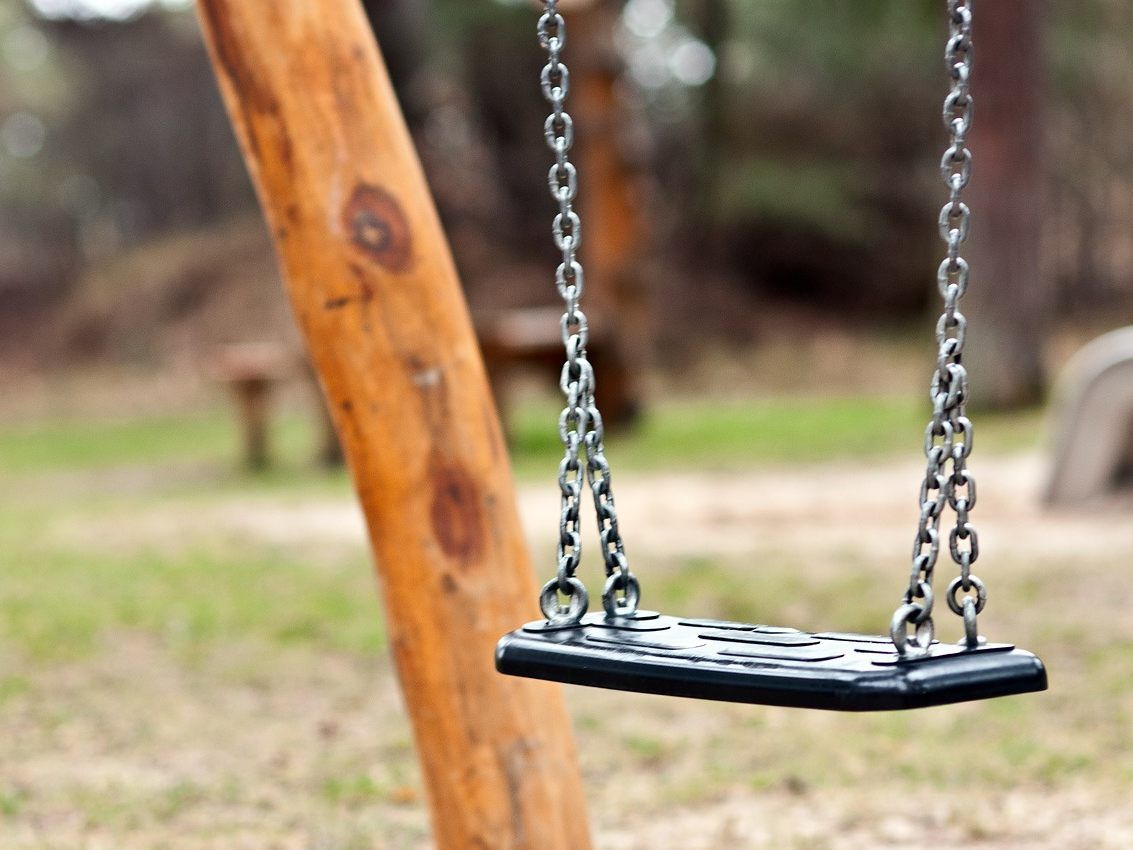 Der nackte Mann randalierte auf dem Spielplatz in Wien-Favoriten.