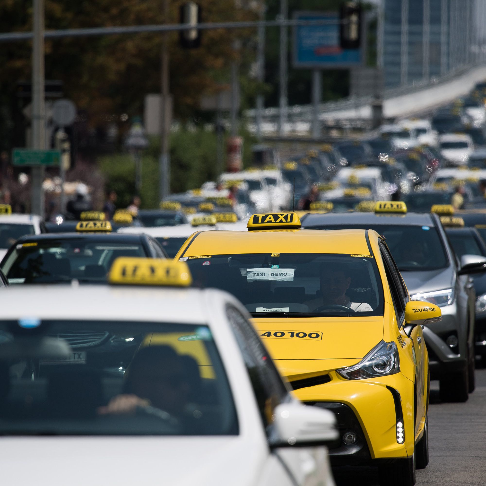 In Wien könnten die Taxler erneut zur Demo aufrufen, wenn das Taxi-Gesetz nicht schnell verabschiedet wird.