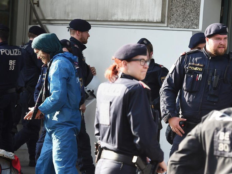 Die Wiener Polizei versprach eine lückenlose Überprüfung des Vorfalls. Die Wiener Polizei versprach eine lückenlose Überprüfung des Vorfalls.