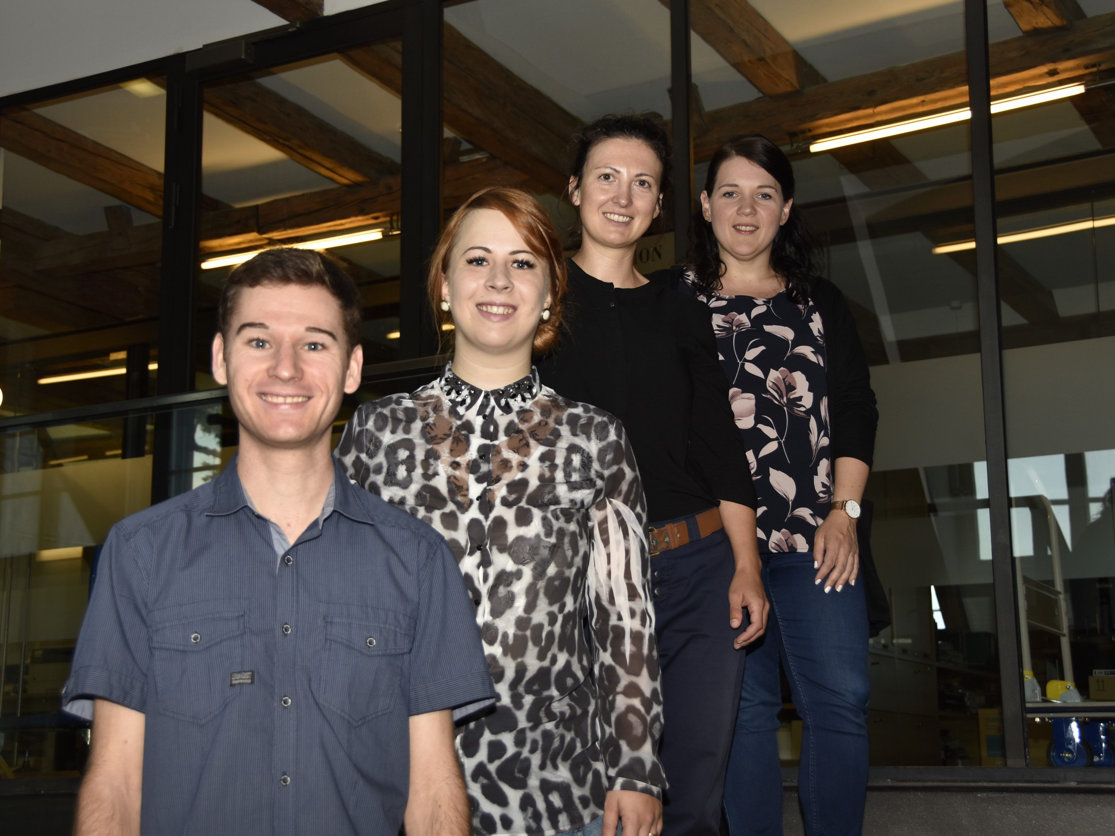 Die neuen MitarbeiterInnen im Rathaus Rankweil (v.l.n.r.): Simon Nesensohn, Kathrin Groß, Nikola Kern, Bianca Redzepi Die neuen MitarbeiterInnen im Rathaus Rankweil (v.l.n.r.): Simon Nesensohn, Kathrin Groß, Nikola Kern, Bianca Redzepi