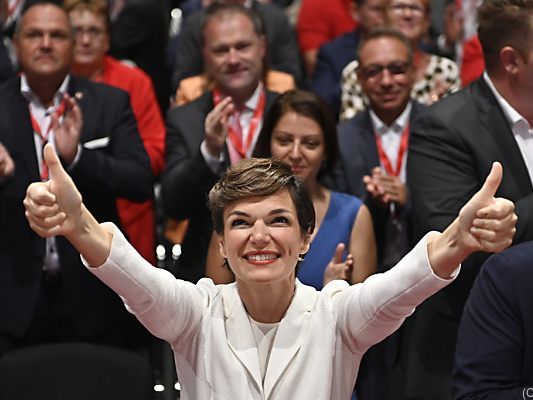 SPÖ-Vorsitzende Rendi Wagner am Parteirat SPÖ-Vorsitzende Rendi Wagner am Parteirat