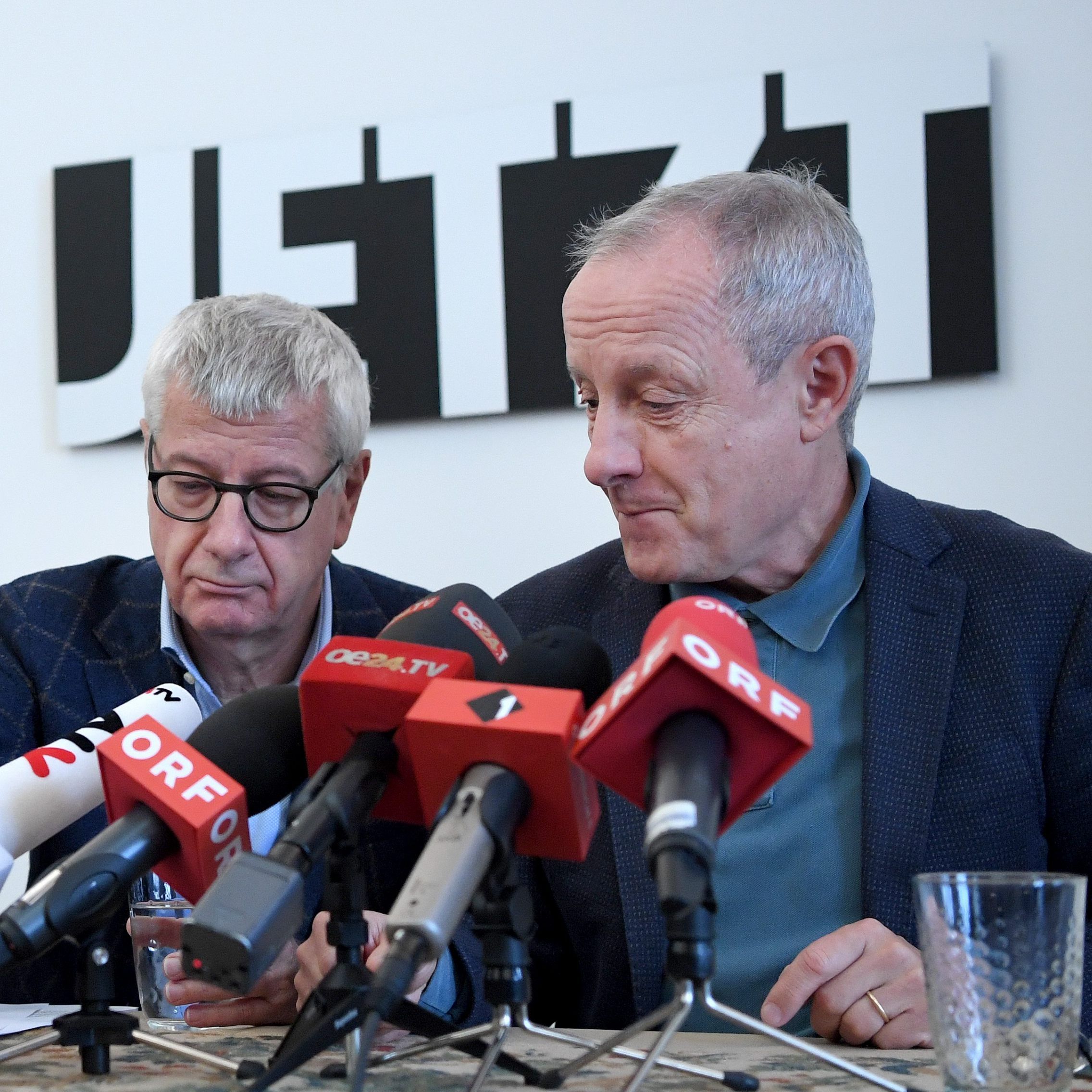 Keine Unterstützungserklärung von Rossmann (mitte)