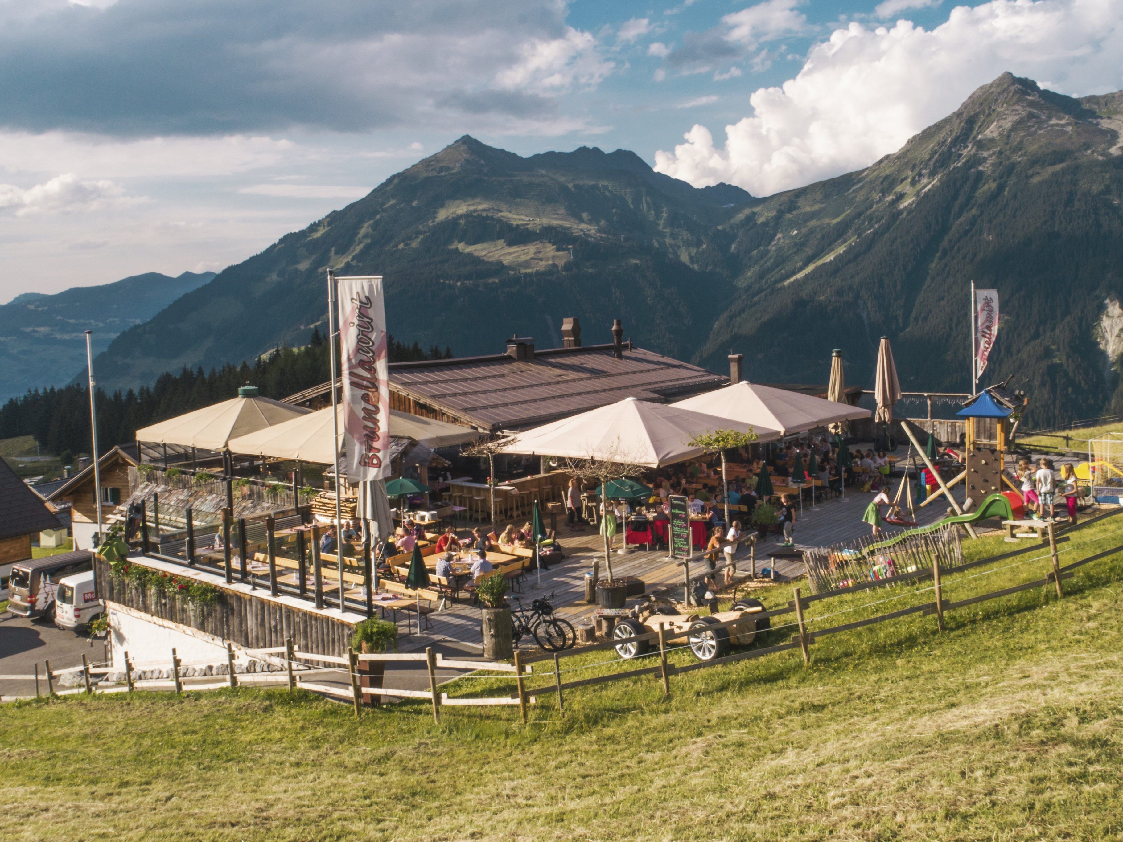 Frühschoppen beim Brunellawirt