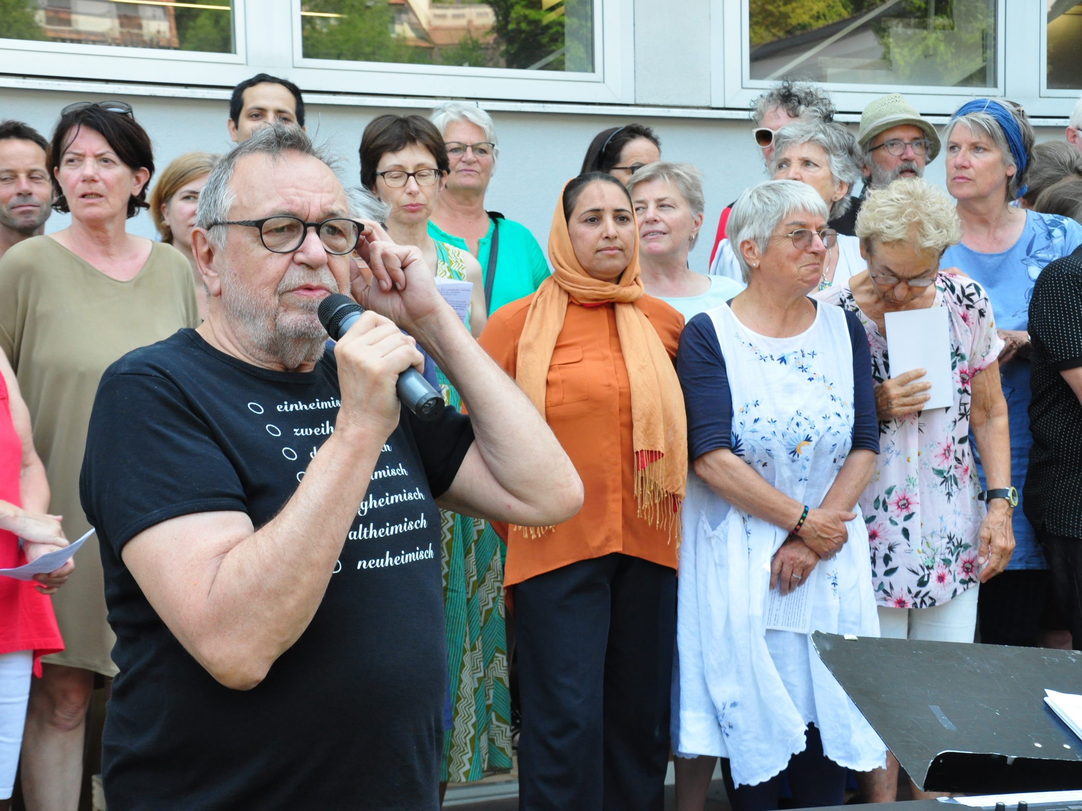 Gartenfest im Diözesanhaus.