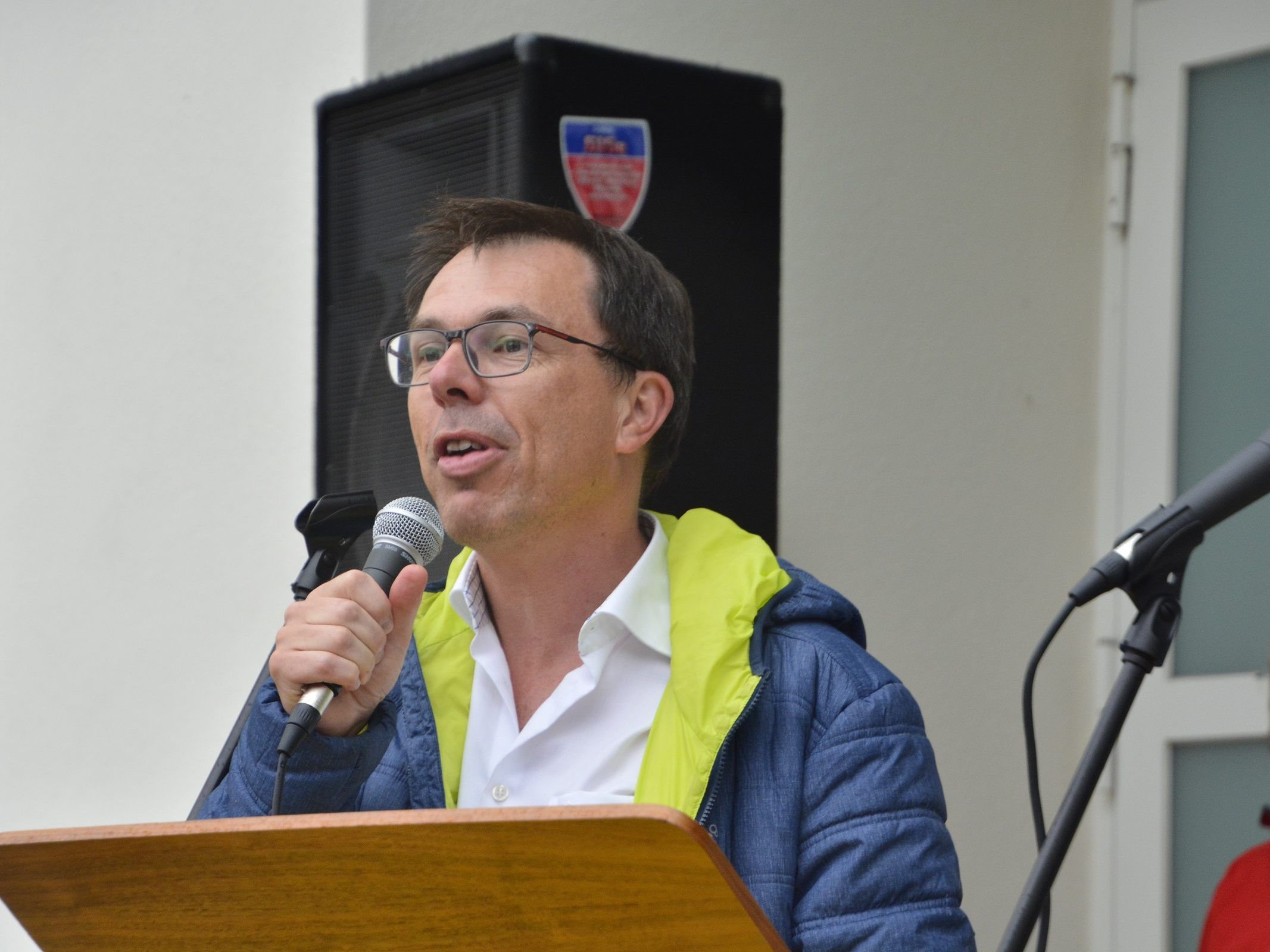 Pfarrer Rainer Büchel appelliert, die gesellschaftliche Schieflage zu korrigieren. Pfarrer Rainer Büchel appelliert, die gesellschaftliche Schieflage zu korrigieren.