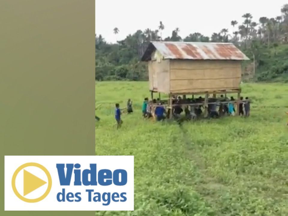 In den Philippinen gibt es sogar beim Umzug eine Tradition