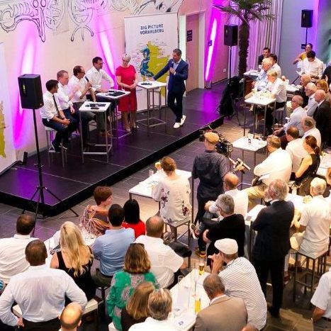 Elefantenrunde in Lustenau.