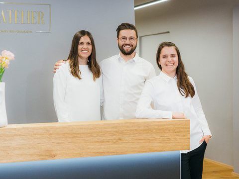 Das Team von Höratelier Mathis steht den Kunden für Anliegen rund um das Thema Hören zur Verfügung.