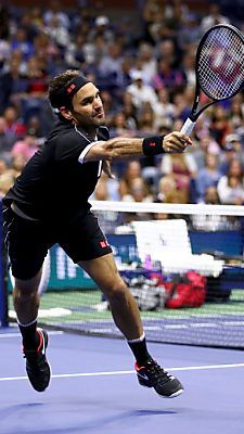 Federer feierte einen Viersatz-Auftaktsieg