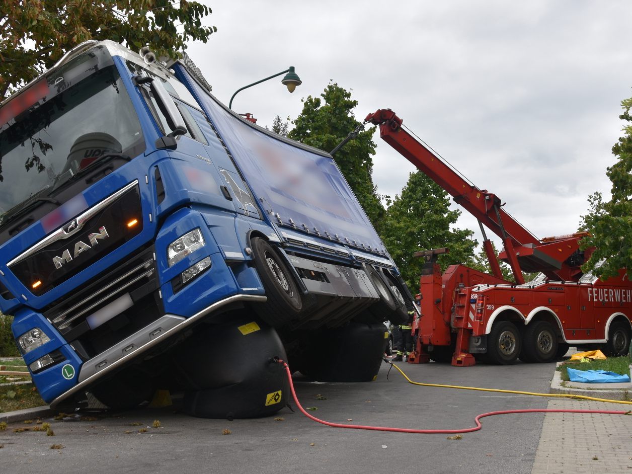 30 Einsatzkräfte waren in Wien-Floridsdorf vor Ort.