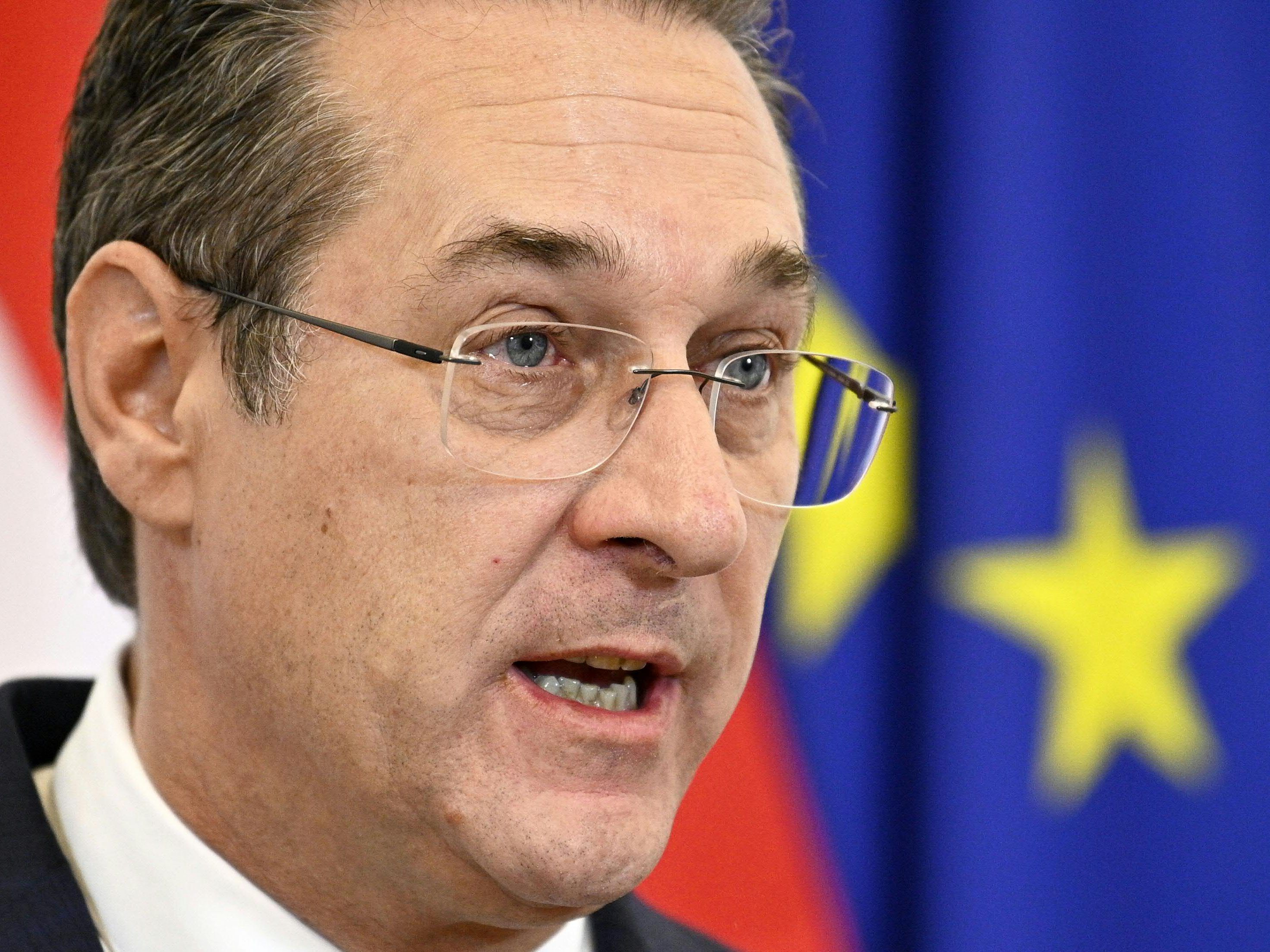 Laut Strache seien die Vorwürfe ein "Vollholler". Laut Strache seien die Vorwürfe ein "Vollholler".
