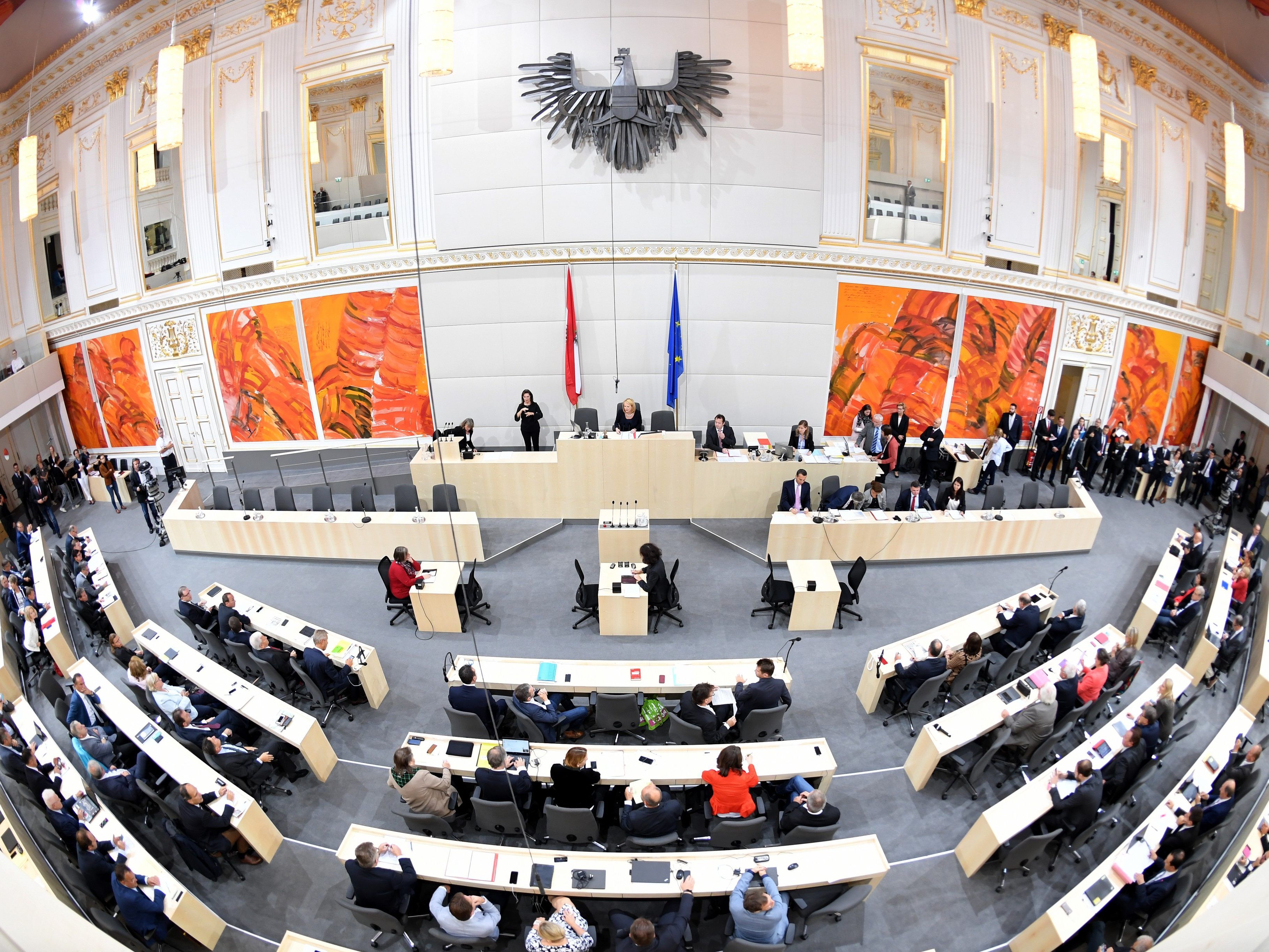 Die Zweite Republik war bislang von einer stabilen Polit-Landschaft geprägt.