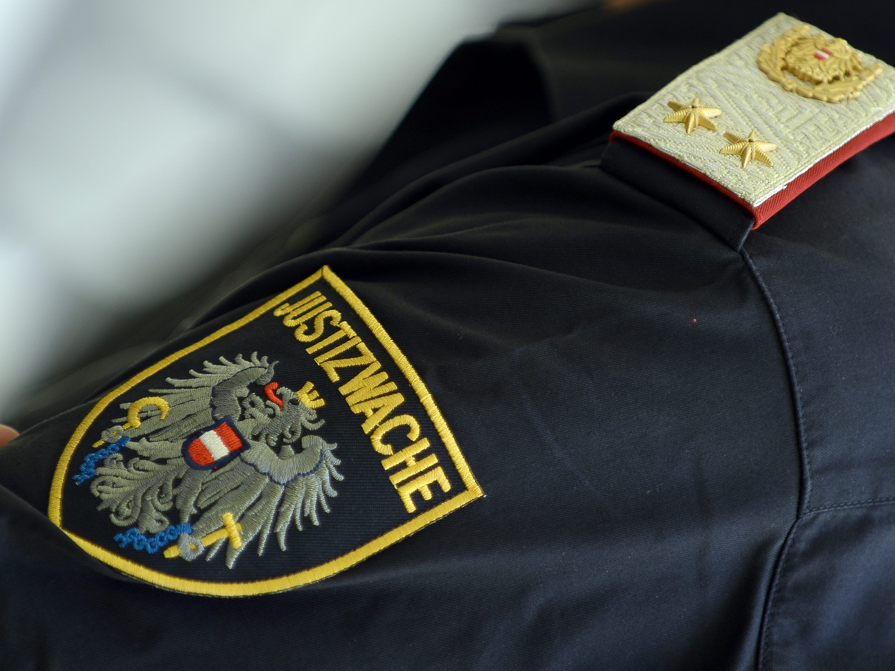 Der Ex-Häftling ließ sich zum Justizwachebeamten ausbilden.