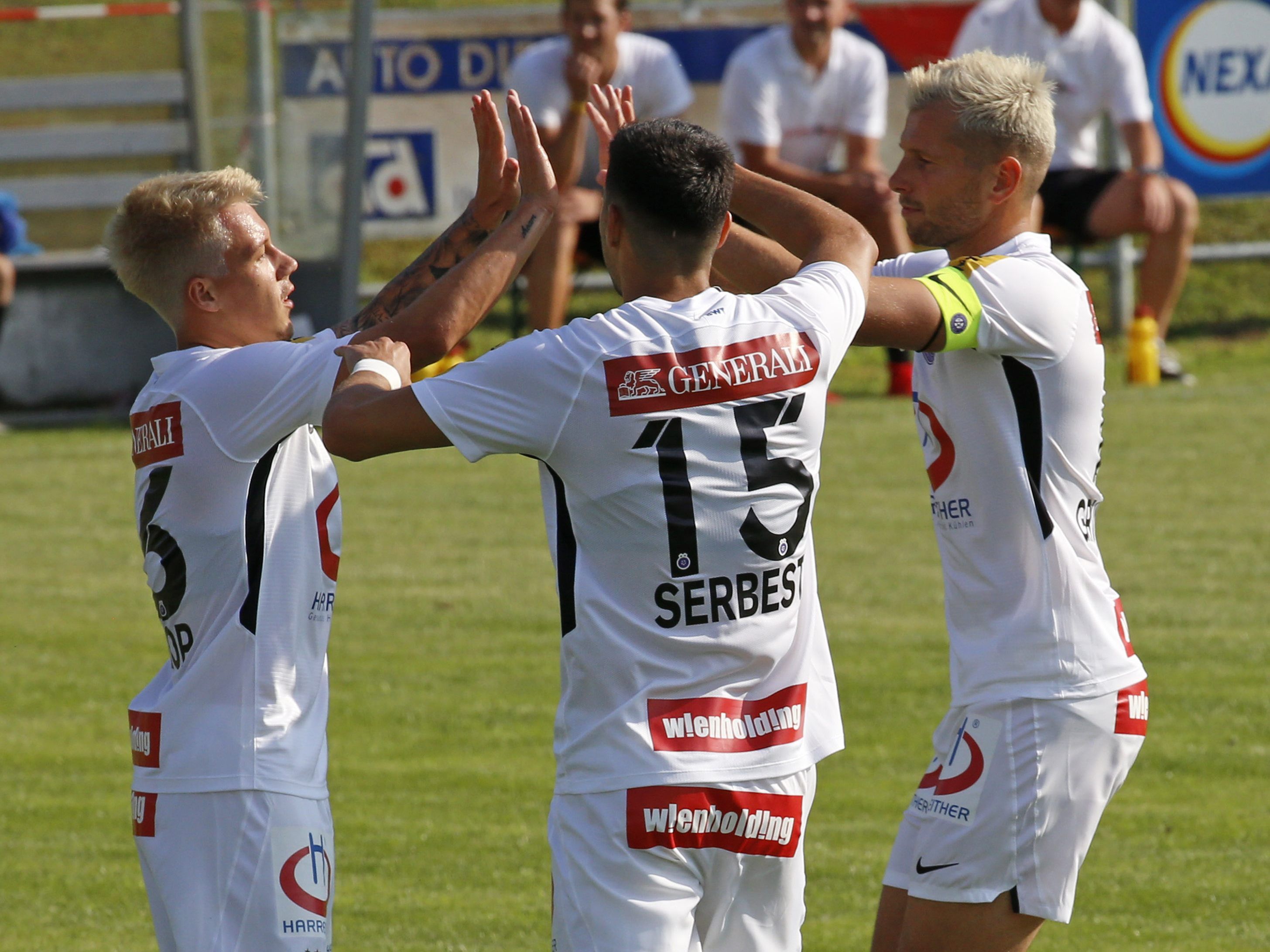 Austria Wien bekommt es in der EL-Quali mit Apollon Limassol zu tun. Austria Wien bekommt es in der EL-Quali mit Apollon Limassol zu tun.