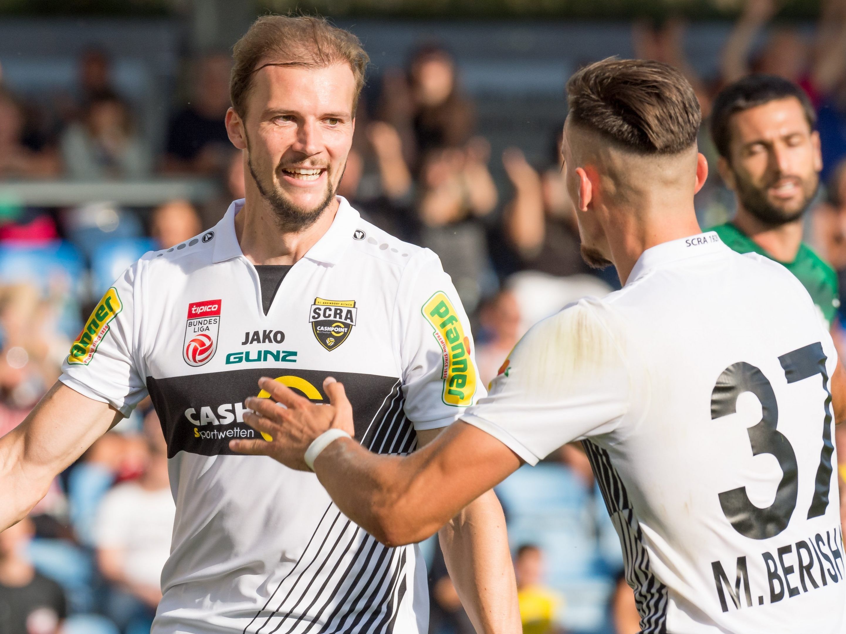 Rapid Wien gegen SCR Altach im Live-Stream und live im TV. Rapid Wien gegen SCR Altach im Live-Stream und live im TV.