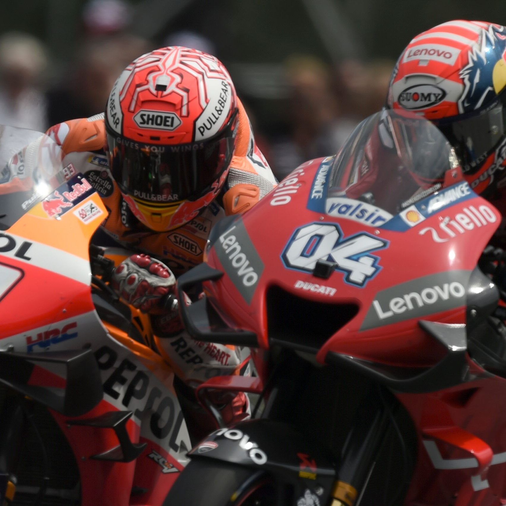 Ein Kopf an Kopf Duell um den sieg in Spielberg: Marquez gegen Dovizioso.