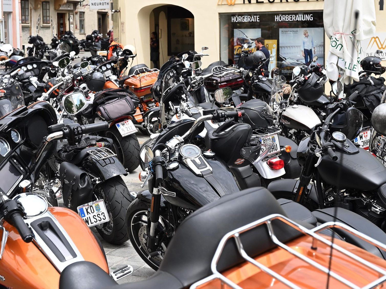 Die Biker geben Vollgas für muskelkranke Kinder. Die Biker geben Vollgas für muskelkranke Kinder.