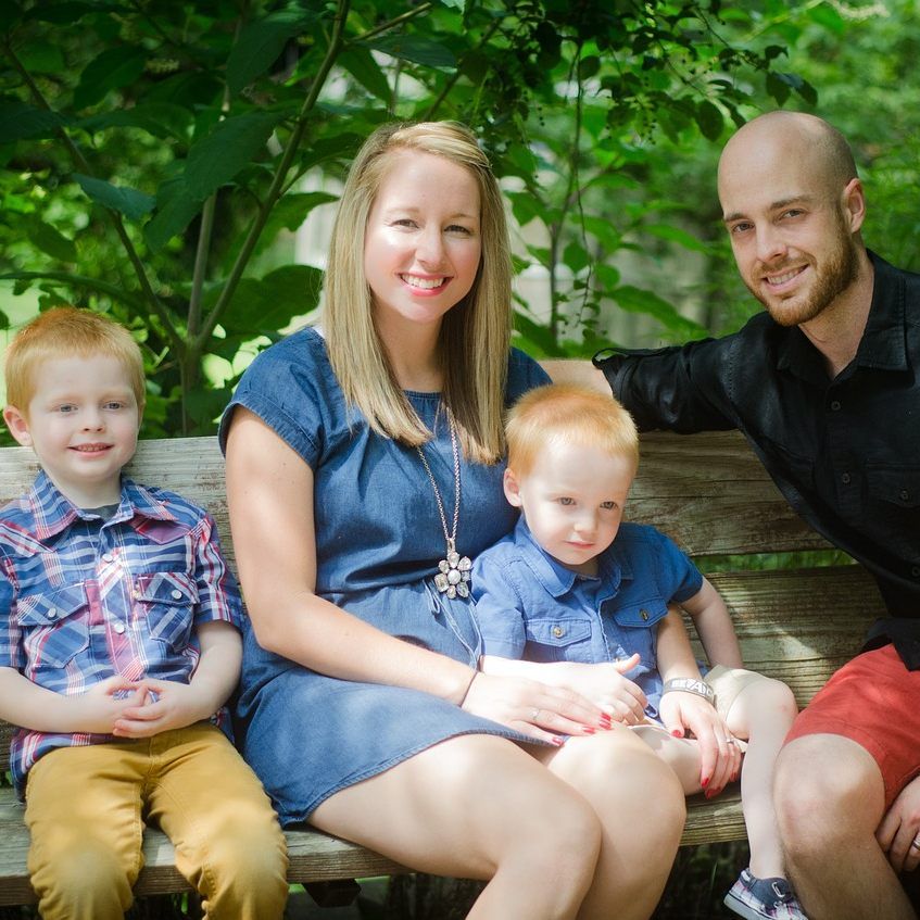 Eltern, die ihre Kinder länger selbst betreuen wollen, sollen mit dem Modell besser unterstützt werden